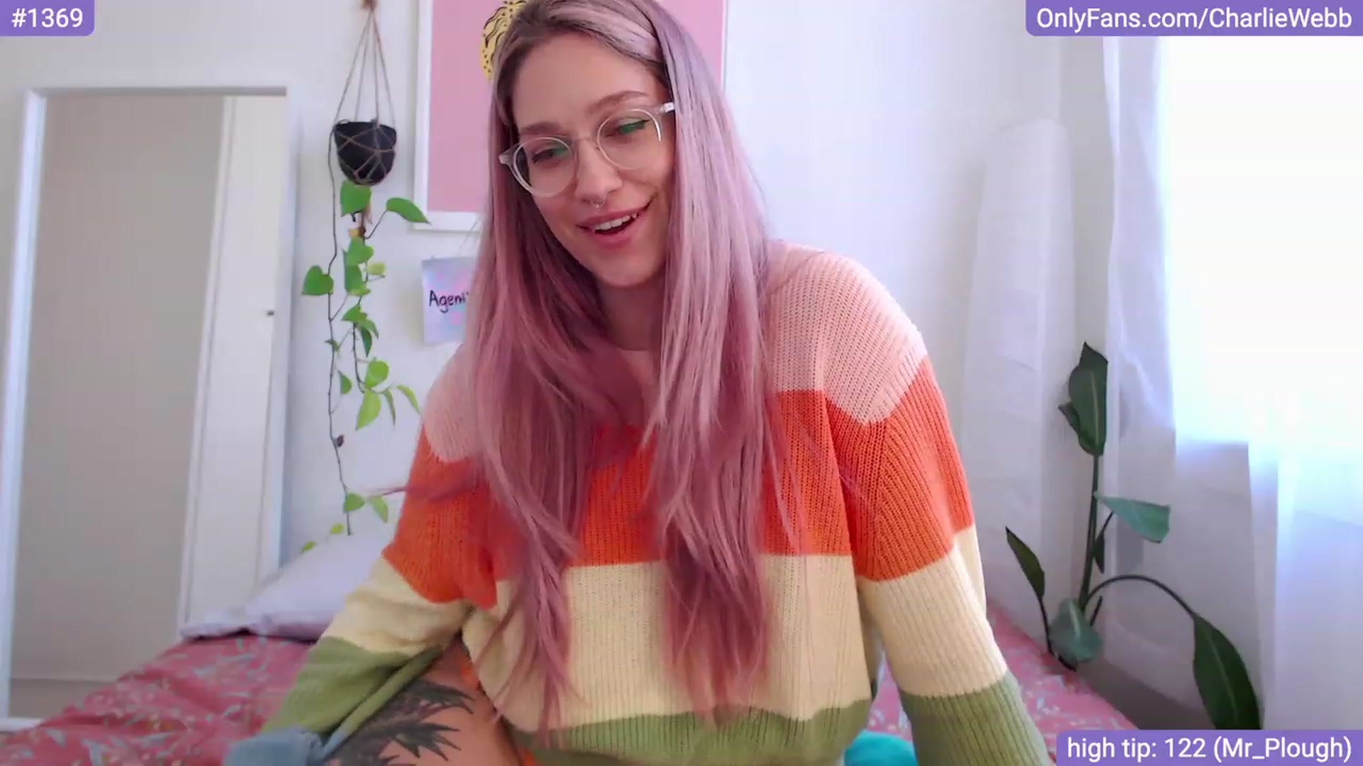 Gallery image thumbnail from CharlieWebb's myfreecams stream on, 11/13/2023, 03:49 image 5 of 20