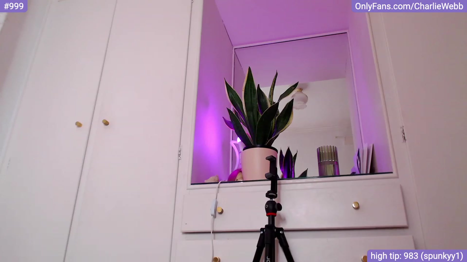 Gallery image thumbnail from CharlieWebb's myfreecams stream on, 11/16/2023, 12:15 image 16 of 20