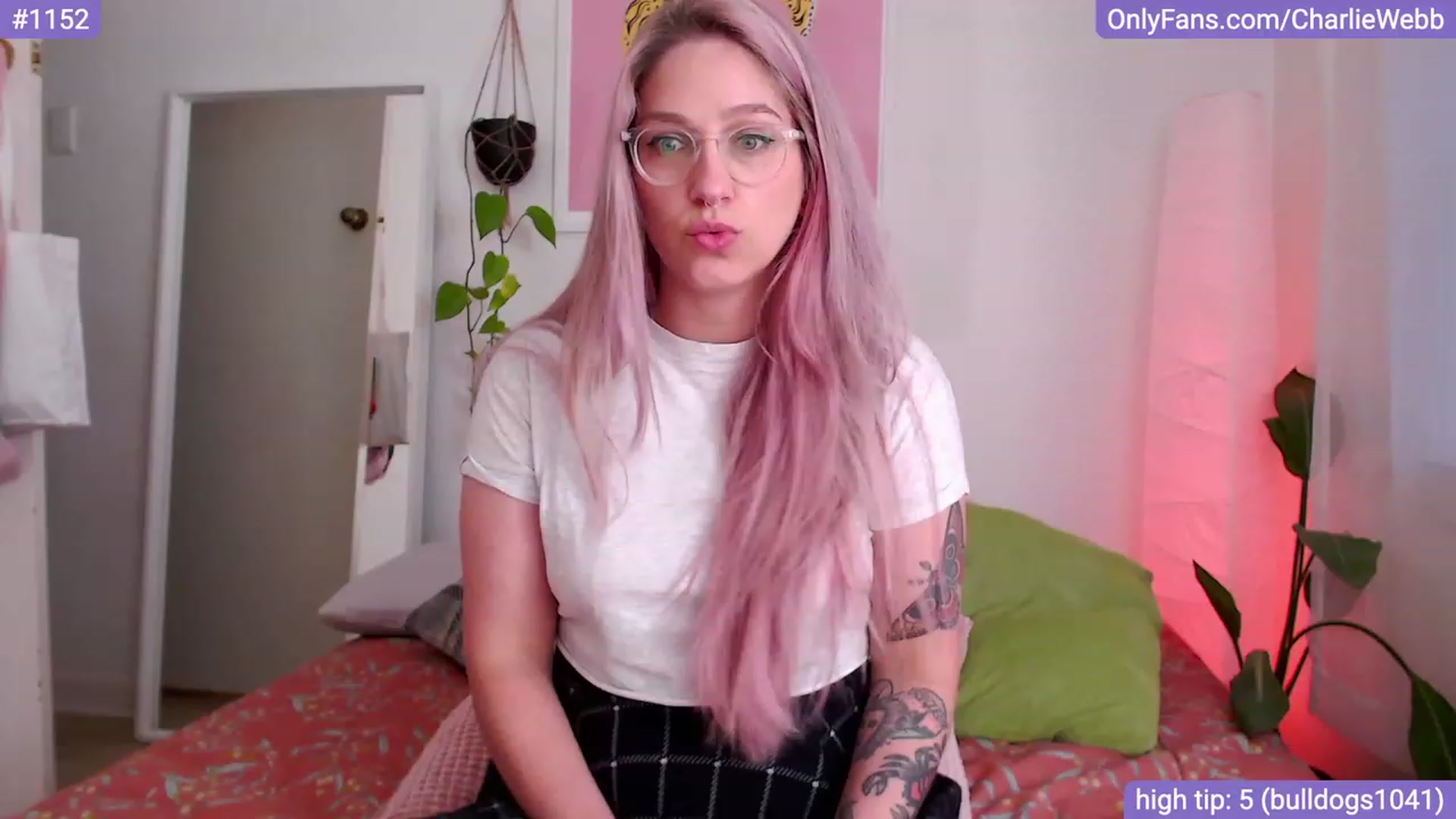 Gallery image thumbnail from CharlieWebb's myfreecams stream on, 11/16/2023, 12:15 image 1 of 20