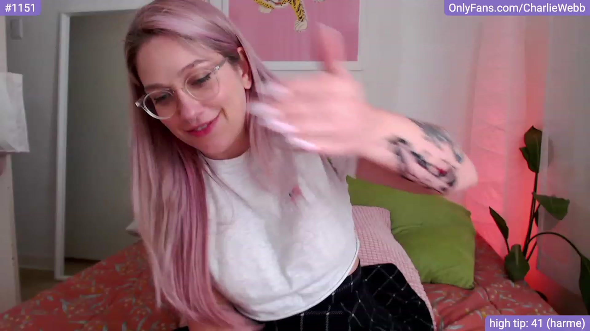 Gallery image thumbnail from CharlieWebb's myfreecams stream on, 11/16/2023, 12:15 image 3 of 20
