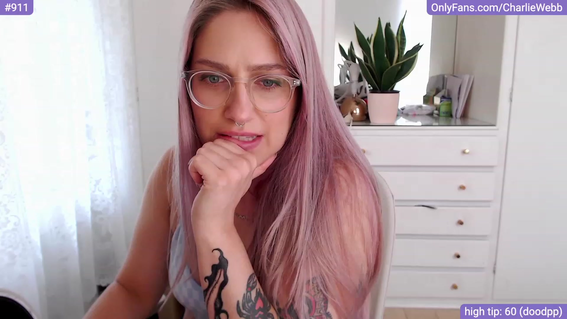 Gallery image thumbnail from CharlieWebb's myfreecams stream on, 11/20/2023, 03:55 image 14 of 20