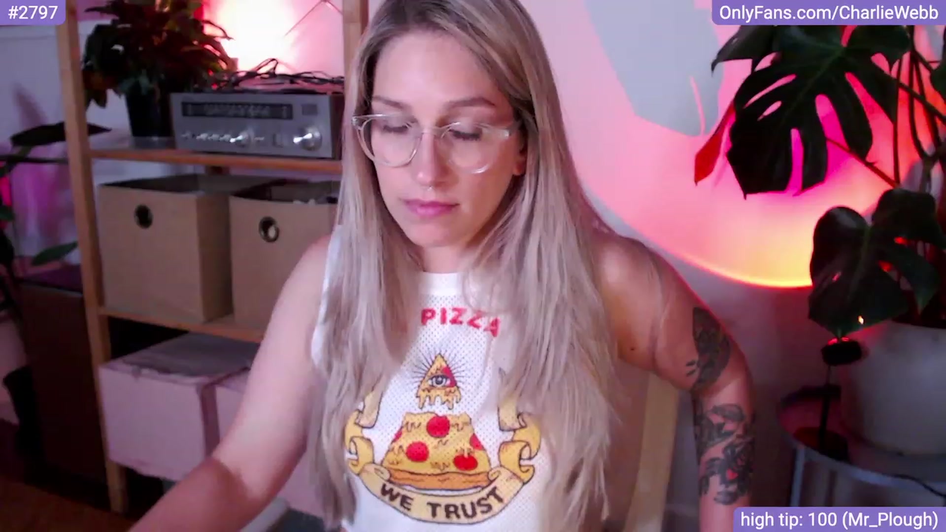 Gallery image thumbnail from CharlieWebb's myfreecams stream on, 01/03/2024, 09:59 image 14 of 20