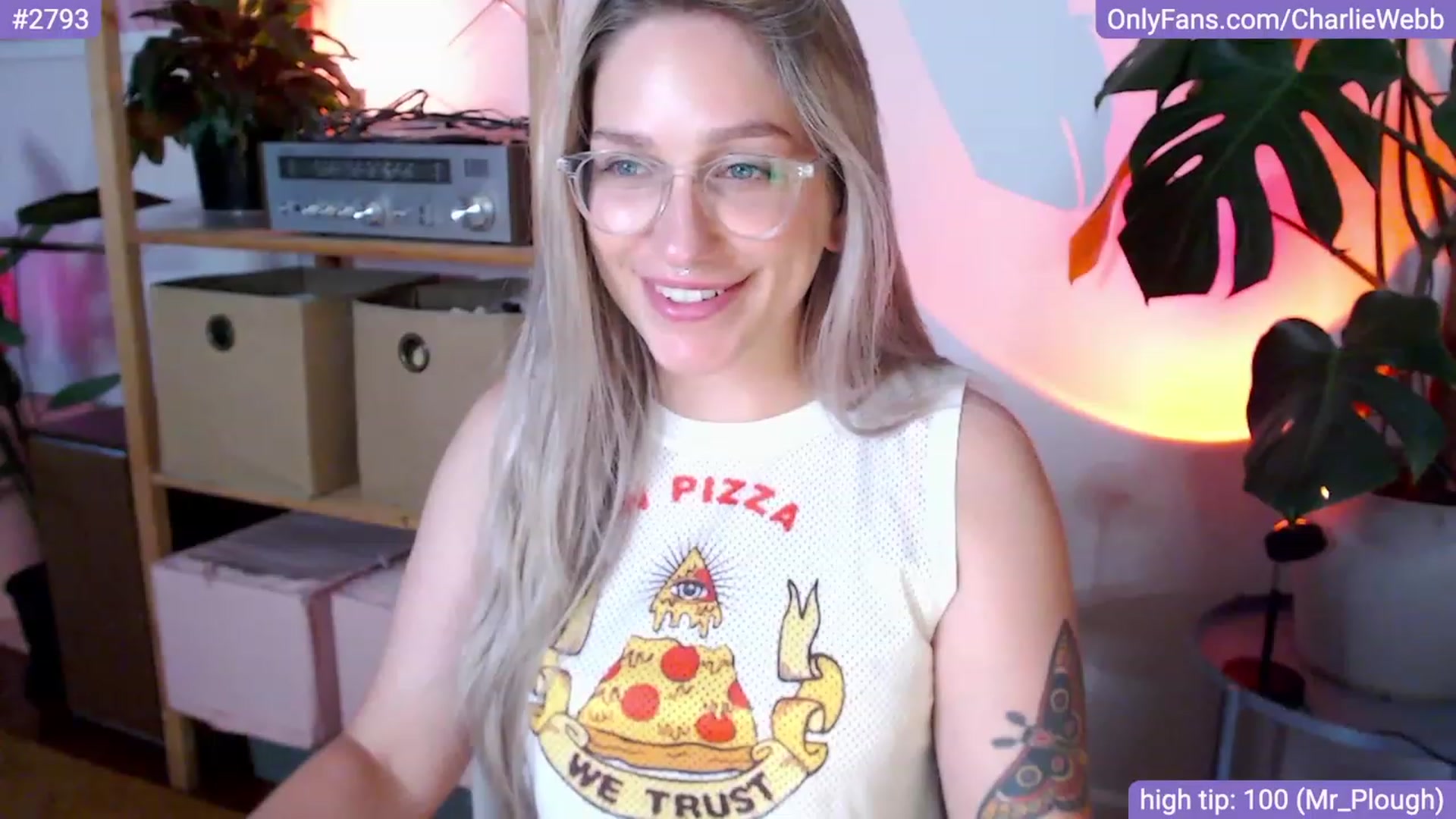Gallery image thumbnail from CharlieWebb's myfreecams stream on, 01/03/2024, 09:59 image 11 of 20
