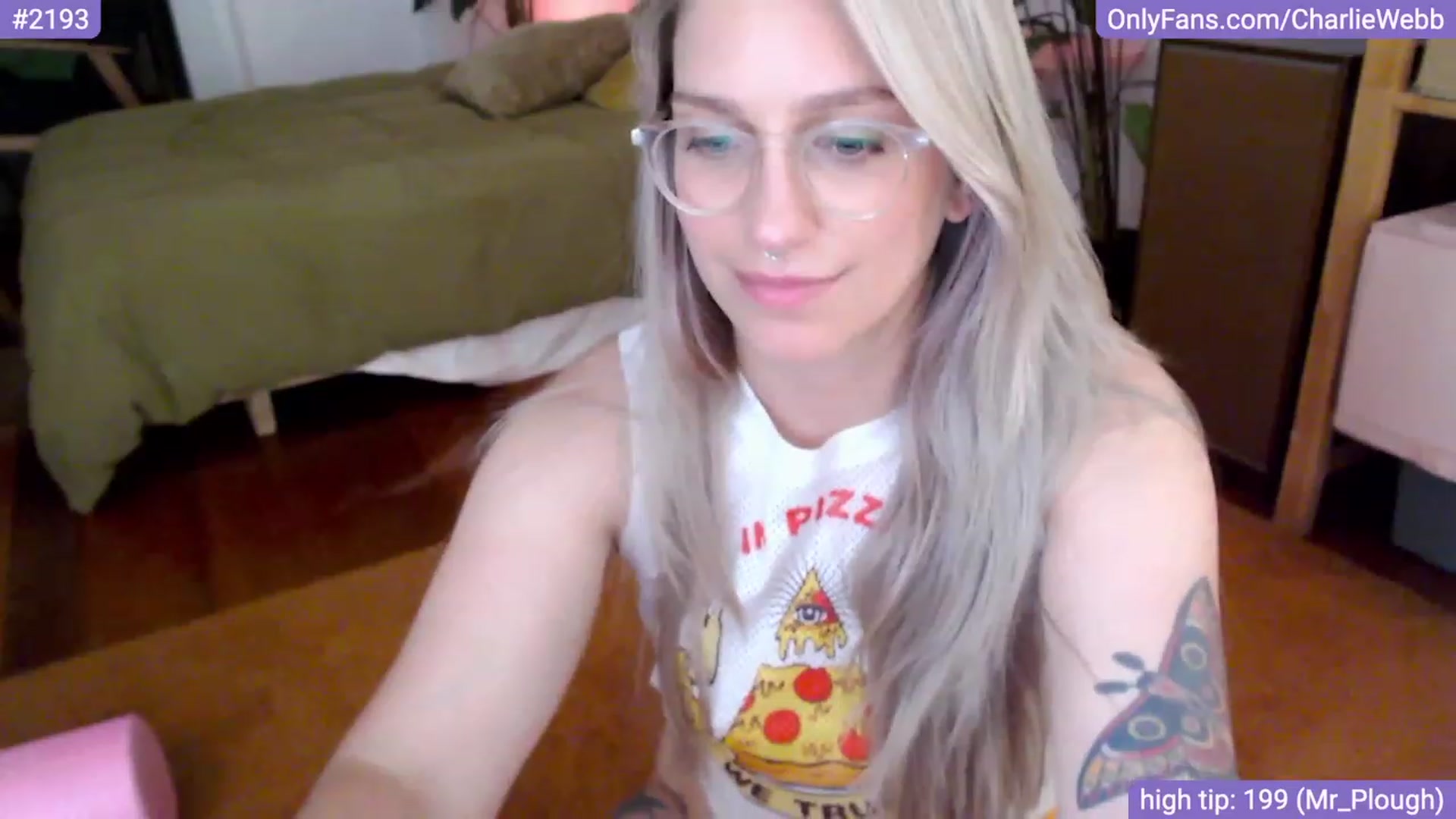 Gallery image thumbnail from CharlieWebb's myfreecams stream on, 01/03/2024, 10:30 image 19 of 20