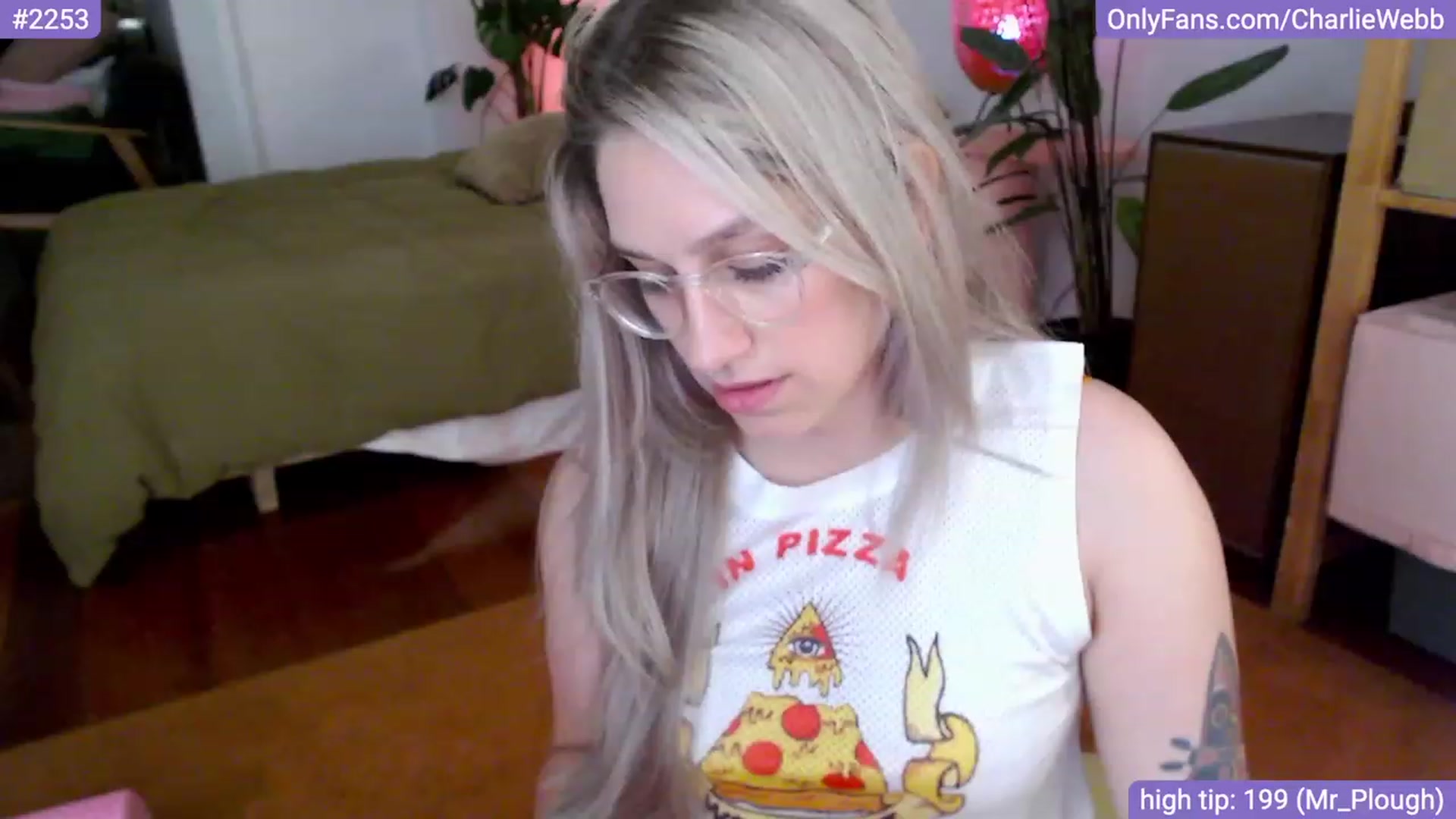 Gallery image thumbnail from CharlieWebb's myfreecams stream on, 01/03/2024, 10:30 image 8 of 20