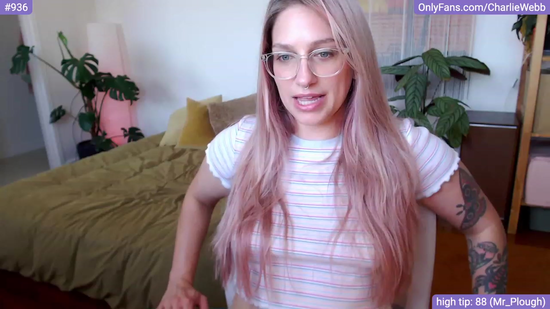 Gallery image thumbnail from CharlieWebb's myfreecams stream on, 01/30/2024, 07:42 image 11 of 20