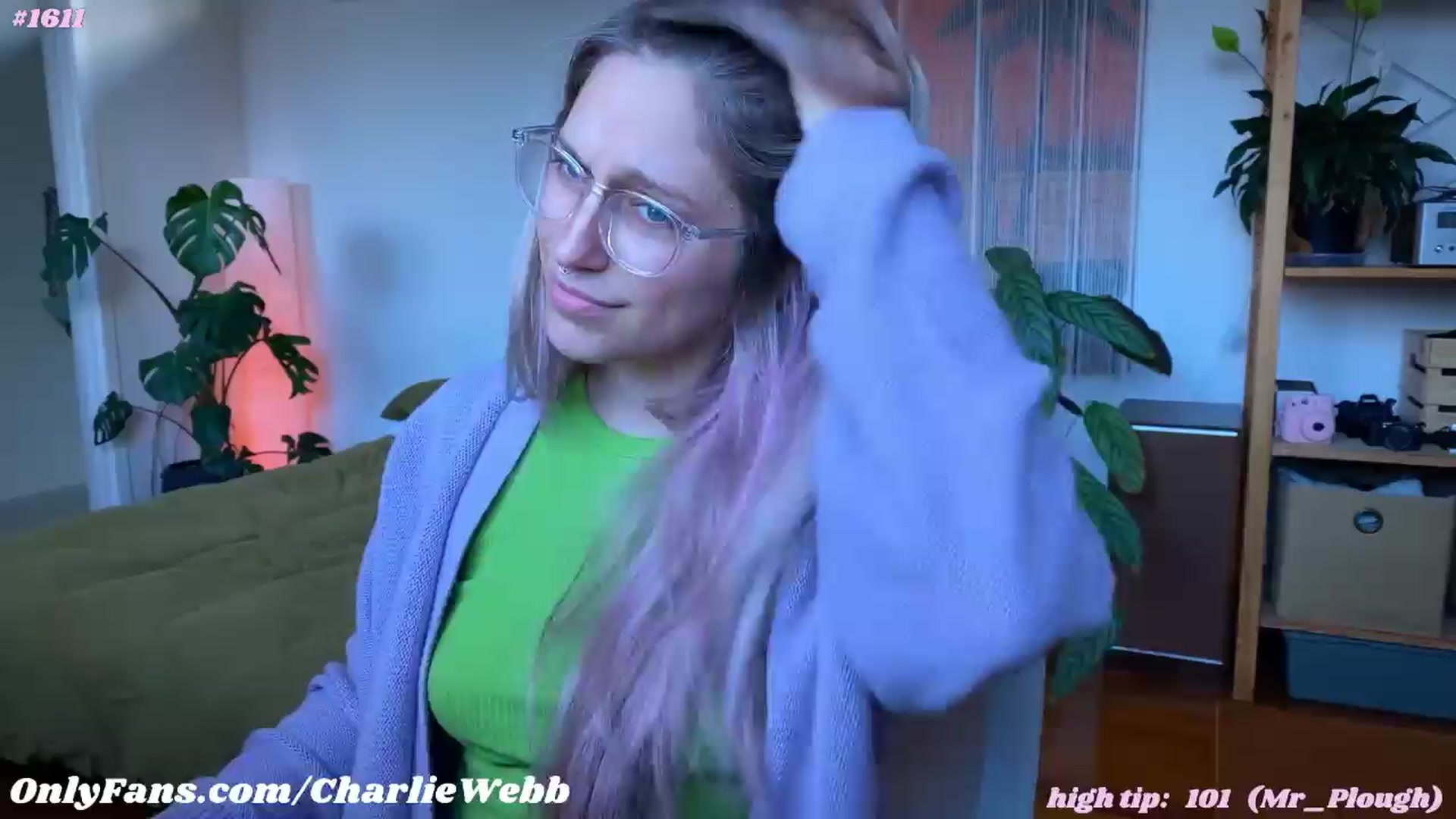 Gallery image thumbnail from CharlieWebb's myfreecams stream on, 04/02/2024, 08:08 image 14 of 20