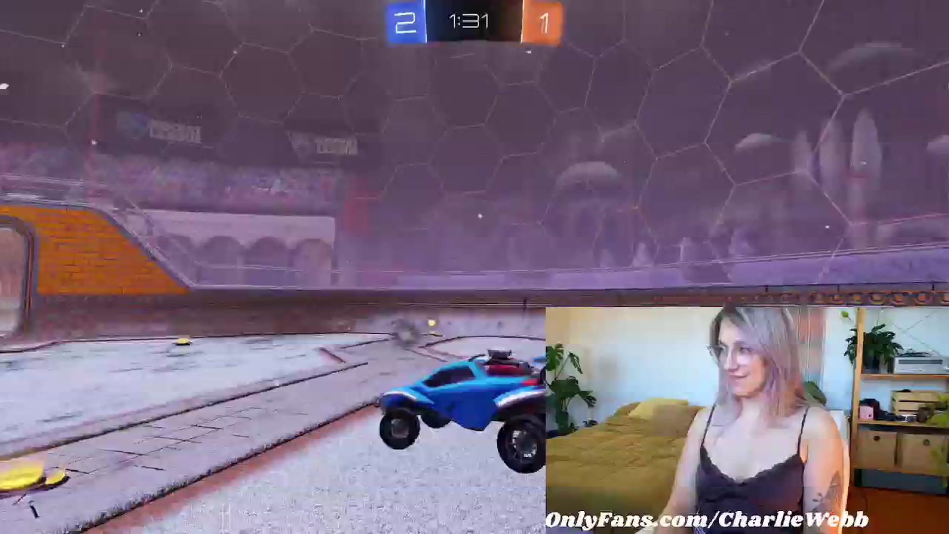 Gallery image thumbnail from CharlieWebb's myfreecams stream on, 04/21/2024, 06:42 image 2 of 20