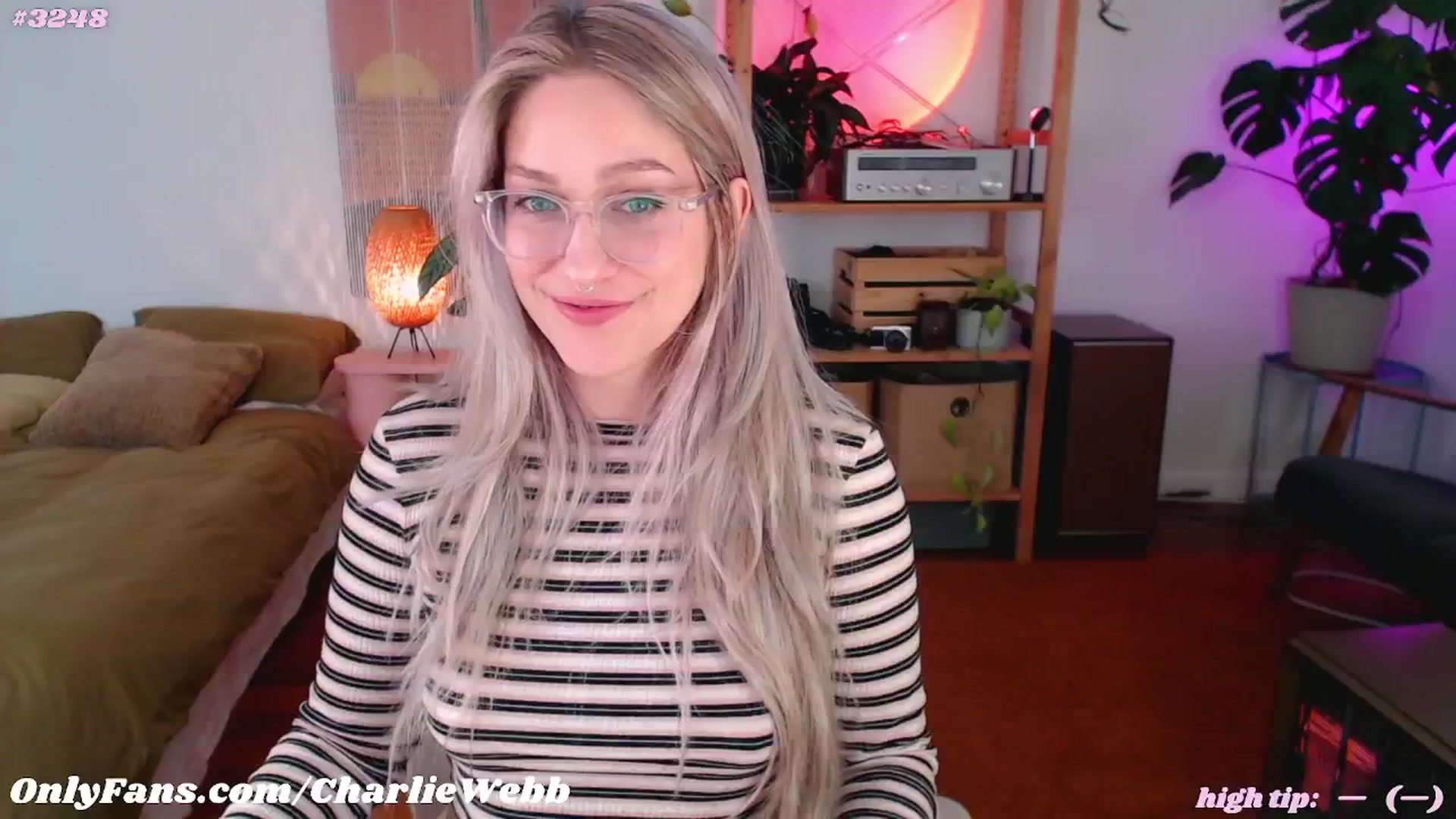 Gallery image thumbnail from CharlieWebb's myfreecams stream on, 05/19/2024, 08:39 image 3 of 20