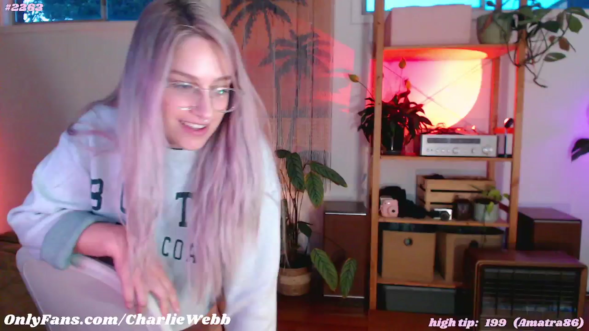 Gallery image thumbnail from CharlieWebb's myfreecams stream on, 05/23/2024, 09:01 image 2 of 20