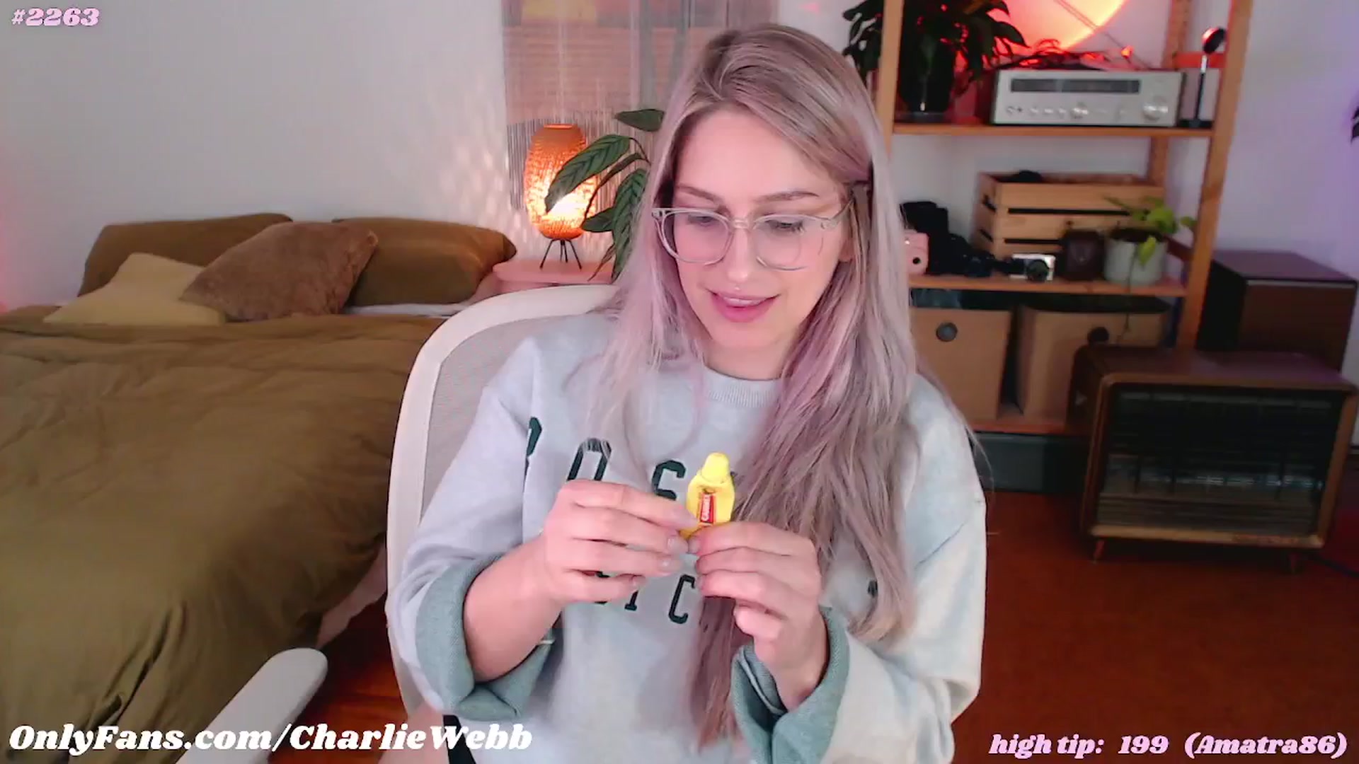 Gallery image thumbnail from CharlieWebb's myfreecams stream on, 05/23/2024, 09:01 image 7 of 20
