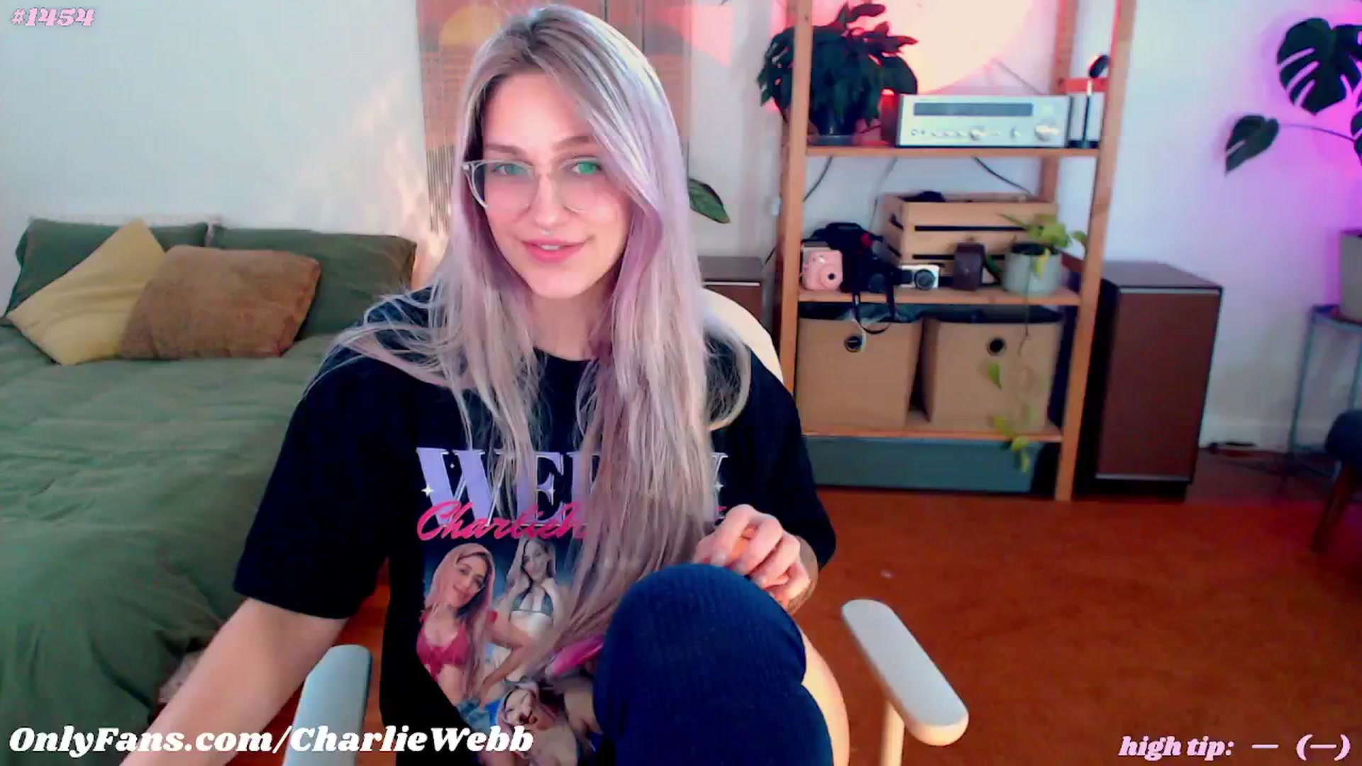 Gallery image thumbnail from CharlieWebb's myfreecams stream on, 06/02/2024, 07:35 image 1 of 20