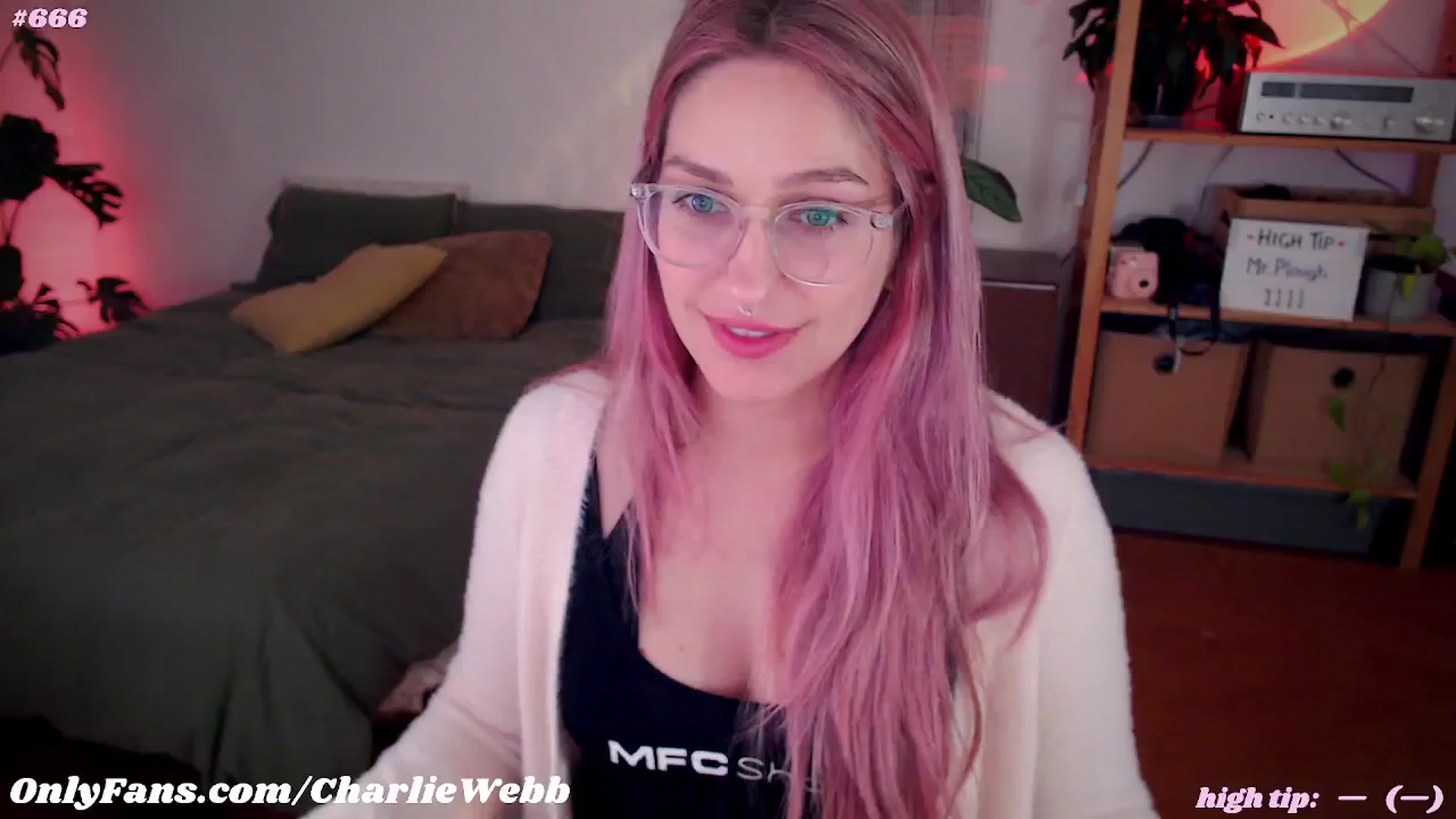 Gallery image thumbnail from CharlieWebb's myfreecams stream on, 06/04/2024, 13:57 image 1 of 20