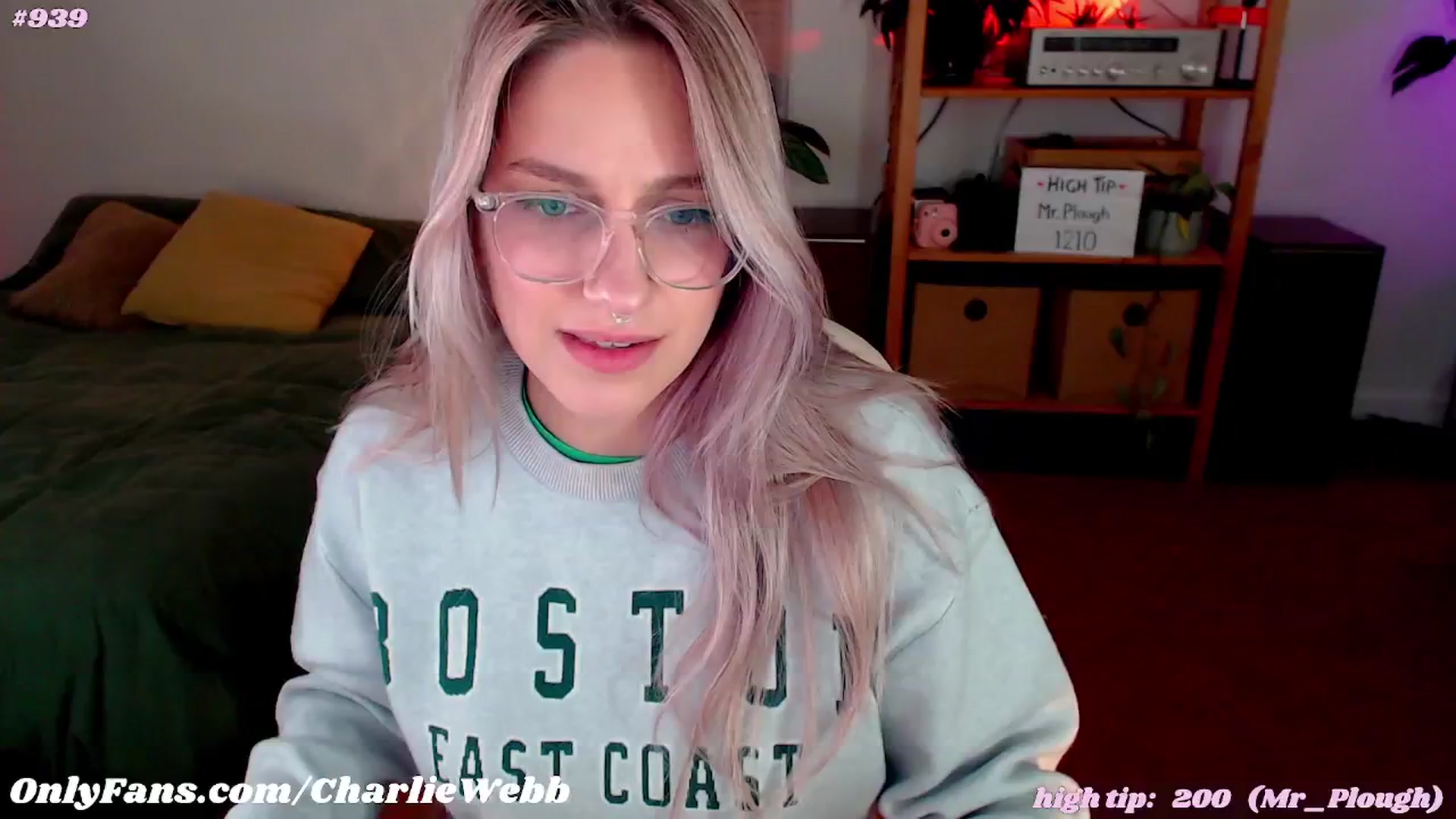 Gallery image thumbnail from CharlieWebb's myfreecams stream on, 06/13/2024, 11:53 image 3 of 20