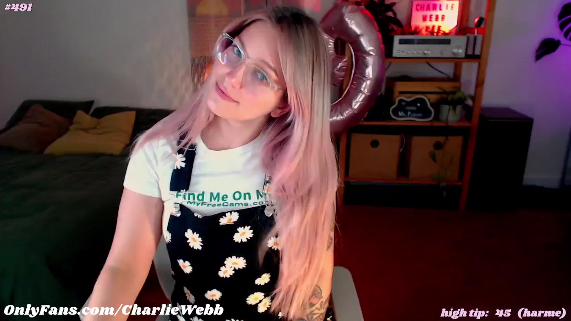 Gallery image thumbnail from CharlieWebb's myfreecams stream on, 06/25/2024, 09:40 image 11 of 20
