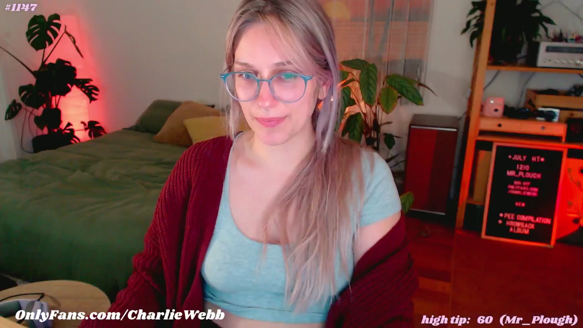 Gallery image thumbnail from CharlieWebb's myfreecams stream on, 07/18/2024, 11:23 image 2 of 20