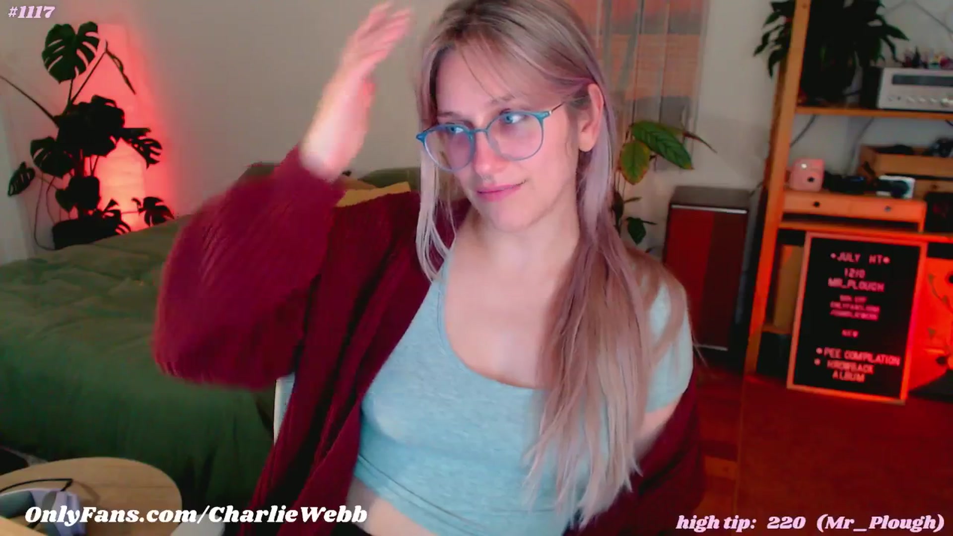 Gallery image thumbnail from CharlieWebb's myfreecams stream on, 07/18/2024, 11:23 image 9 of 20
