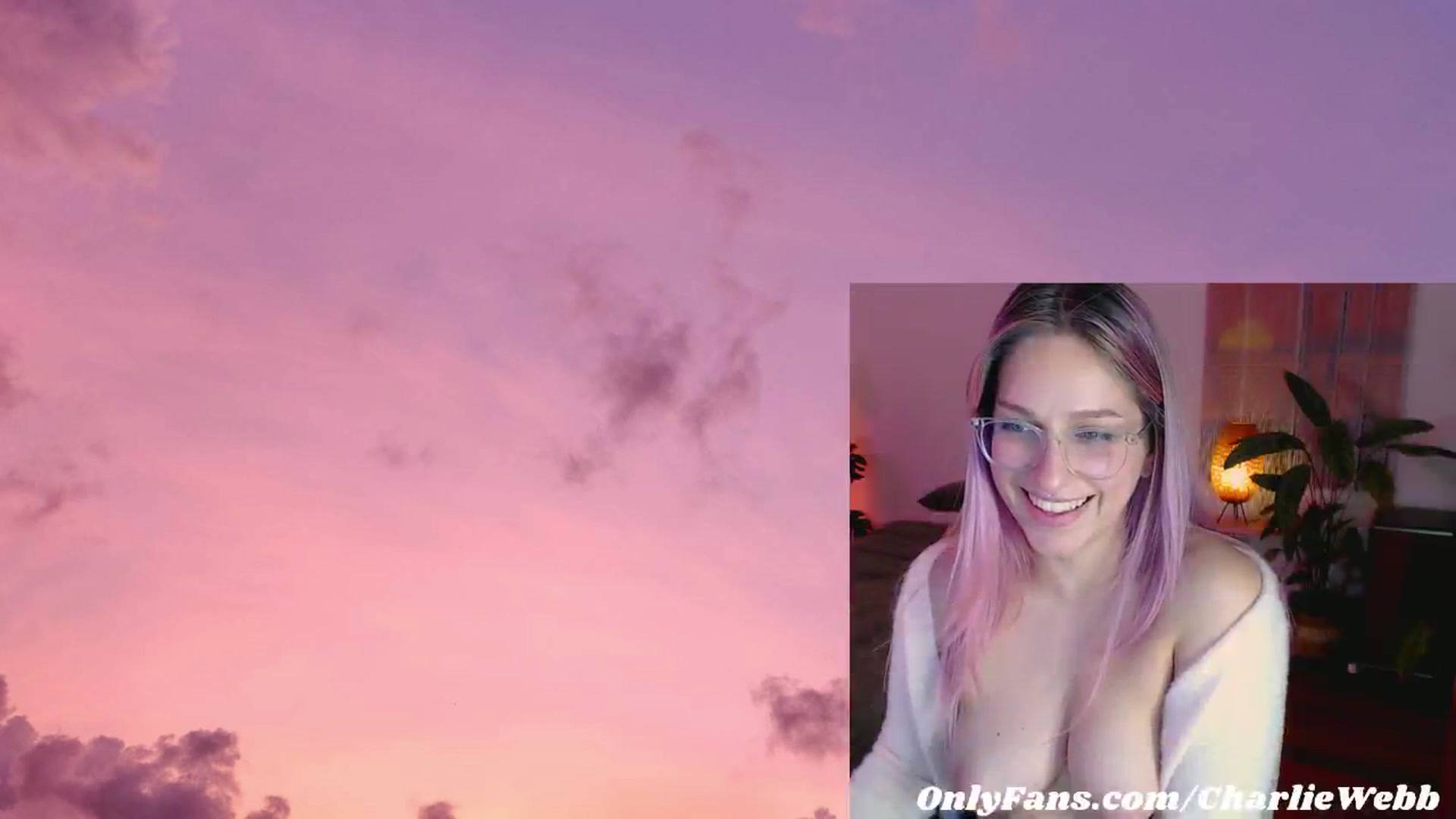 Gallery image thumbnail from CharlieWebb's myfreecams stream on, 08/15/2024, 11:47 image 5 of 20