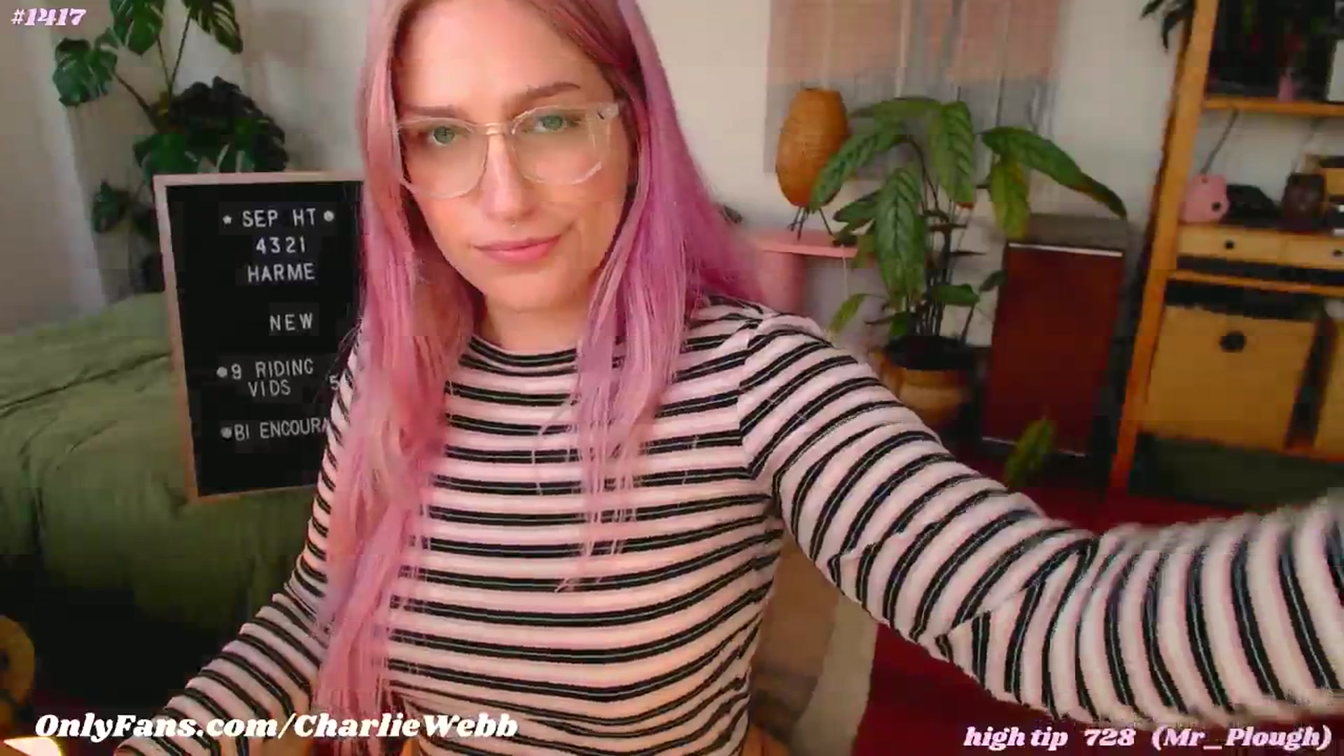 Gallery image thumbnail from CharlieWebb's myfreecams stream on, 09/22/2024, 07:31 image 14 of 20