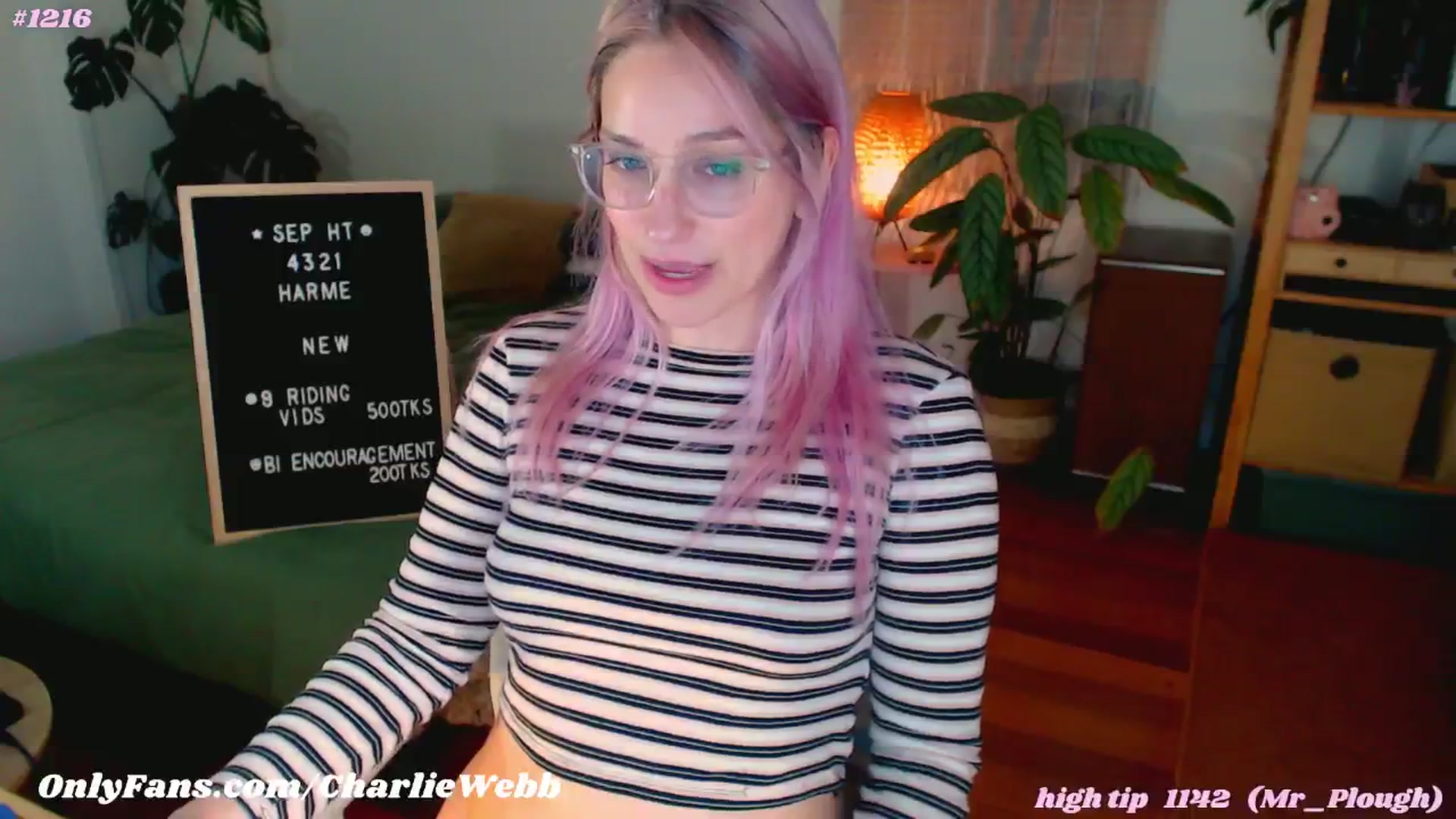 Gallery image thumbnail from CharlieWebb's myfreecams stream on, 09/22/2024, 09:27 image 15 of 20