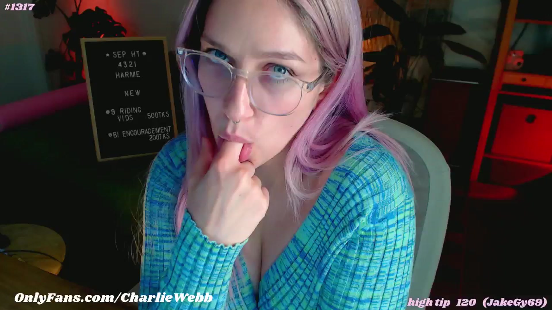 Gallery image thumbnail from CharlieWebb's myfreecams stream on, 09/26/2024, 13:45 image 4 of 20