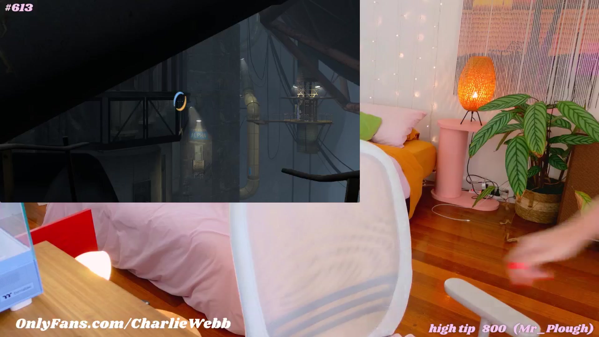 Gallery image thumbnail from CharlieWebb's myfreecams stream on, 01/01/2025, 07:38 image 19 of 20
