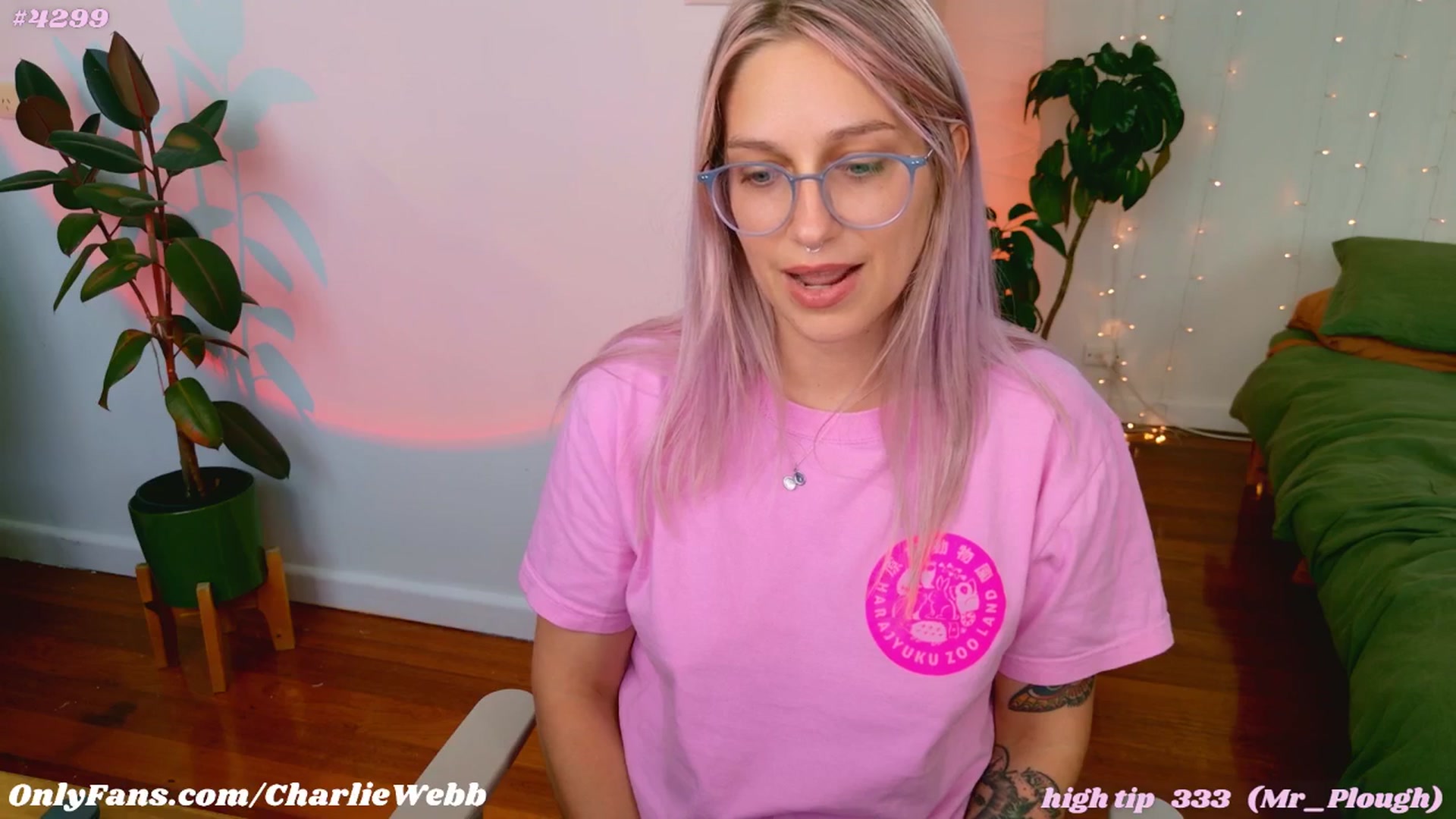 Gallery image thumbnail from CharlieWebb's myfreecams stream on, 03/16/2025, 08:50 image 13 of 20