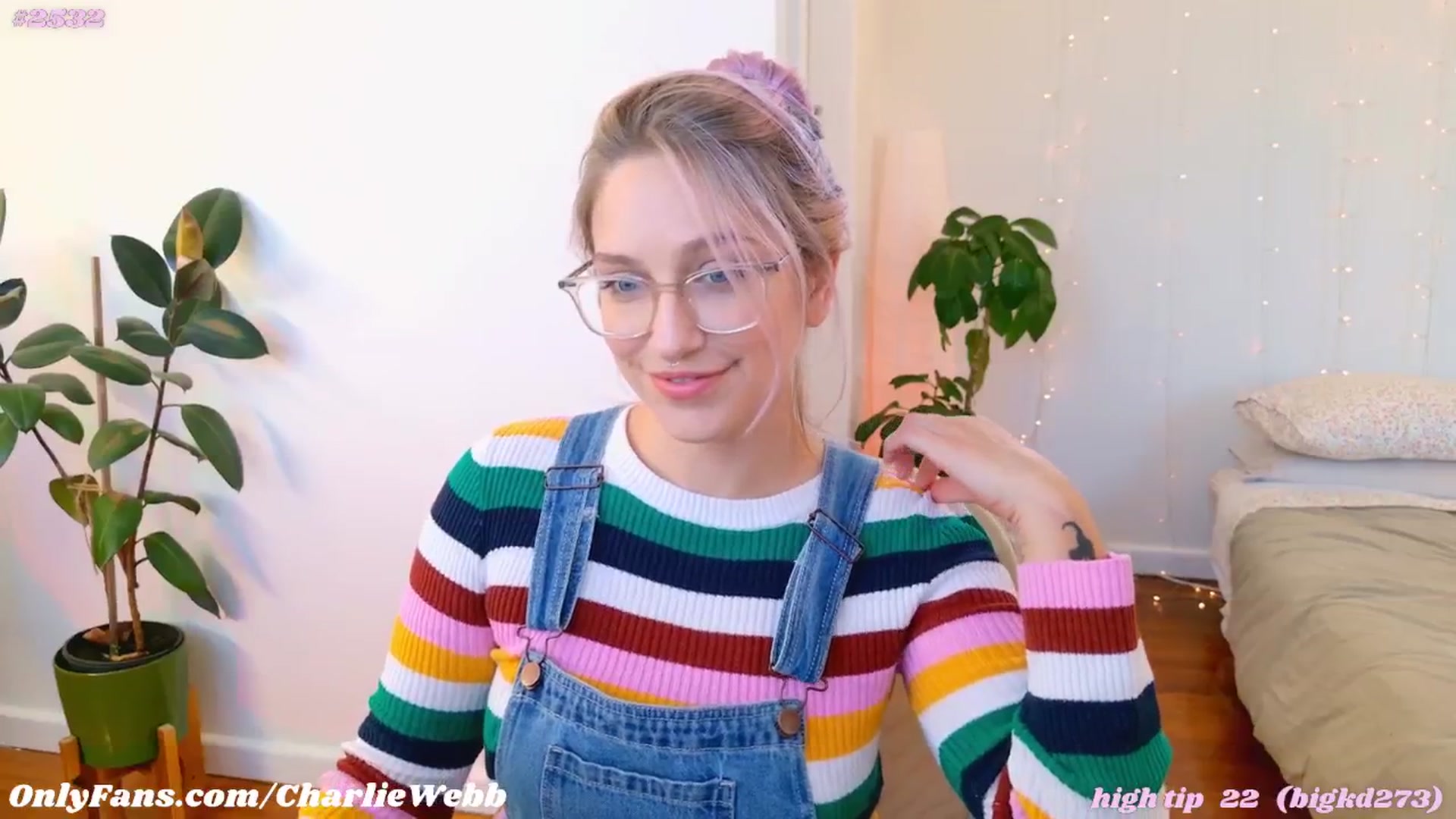 Gallery image thumbnail from CharlieWebb's myfreecams stream on, 05/13/2025, 05:48 image 3 of 20
