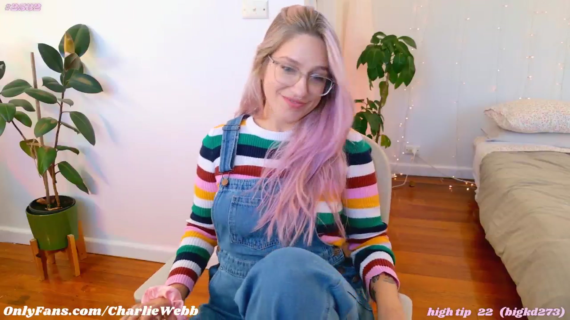 Gallery image thumbnail from CharlieWebb's myfreecams stream on, 05/13/2025, 05:48 image 2 of 20