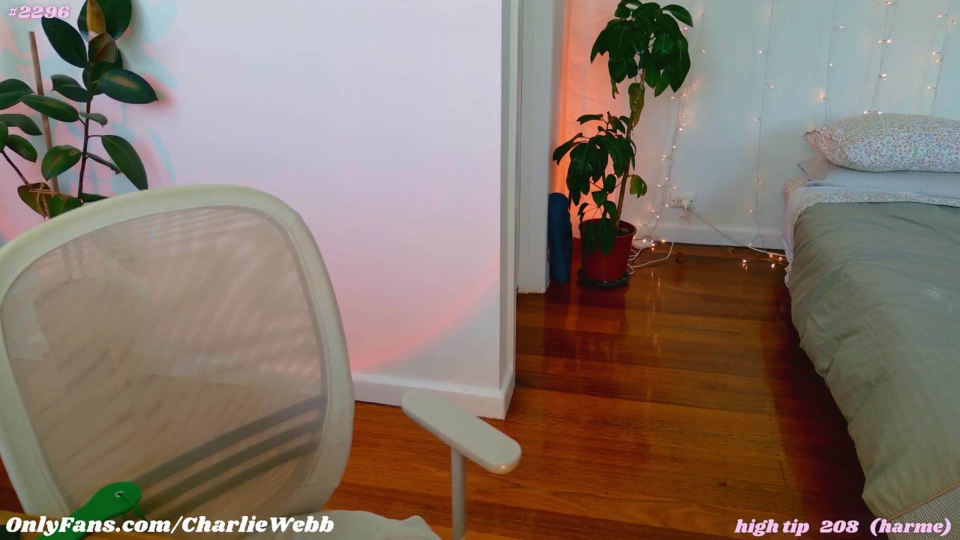 Gallery image thumbnail from CharlieWebb's myfreecams stream on, 05/13/2025, 09:43 image 4 of 20