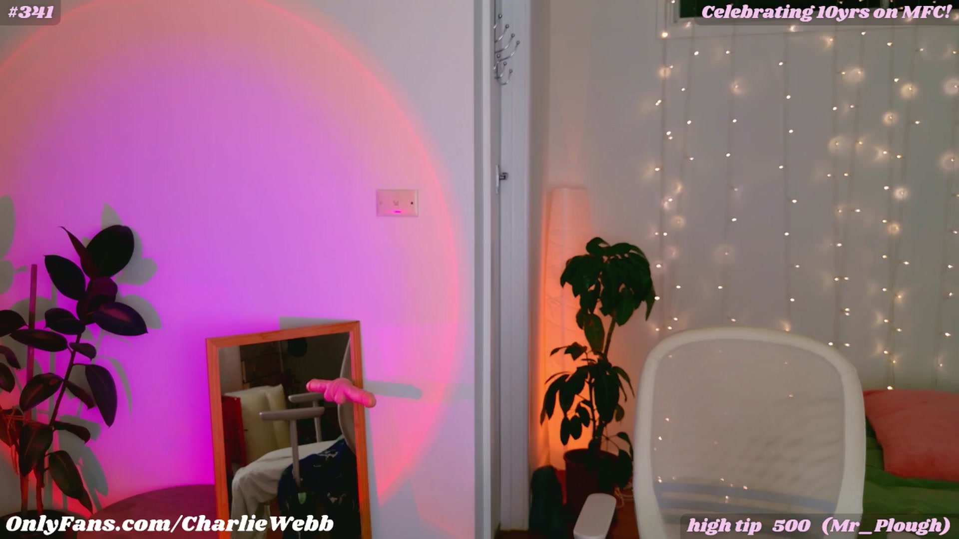 Gallery image thumbnail from CharlieWebb's myfreecams stream on, 06/19/2025, 09:20 image 16 of 20