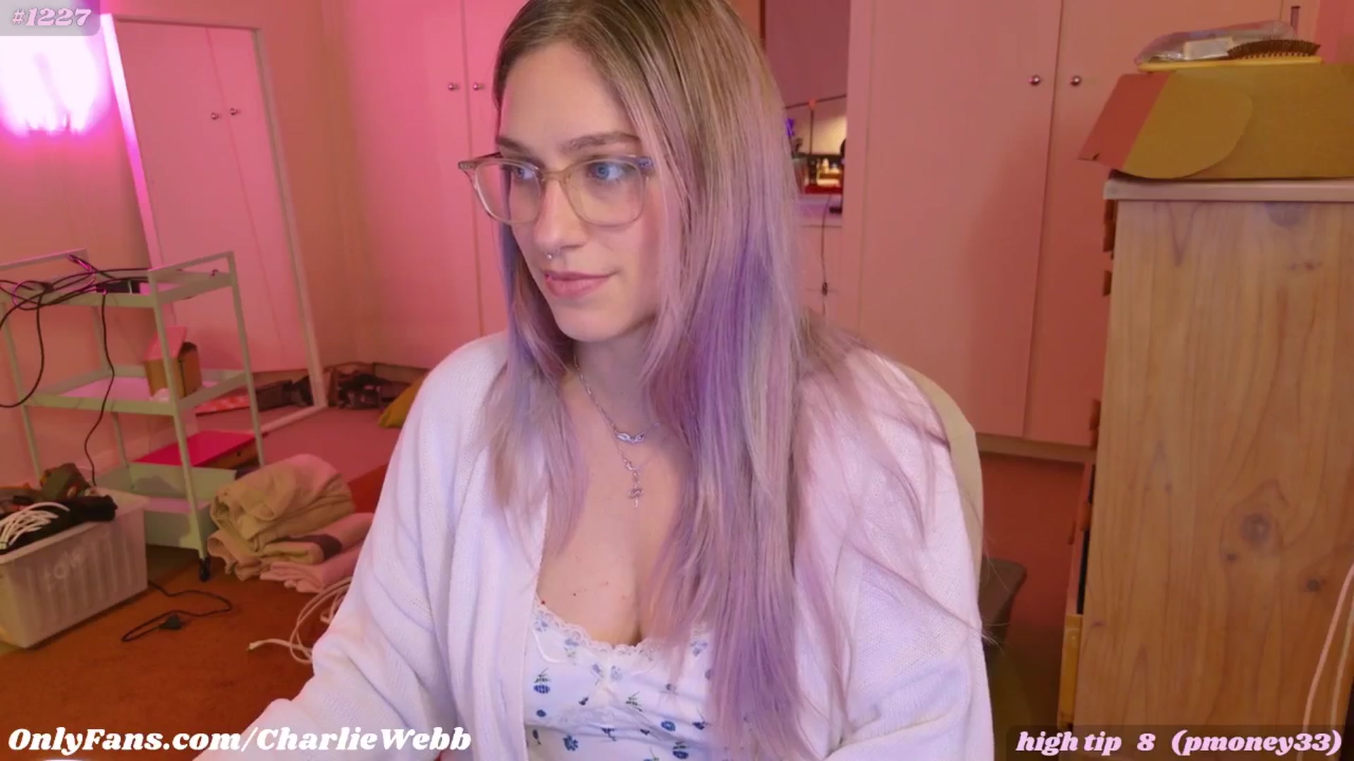 Gallery image thumbnail from CharlieWebb's myfreecams stream on, 07/27/2025, 07:38 image 5 of 20