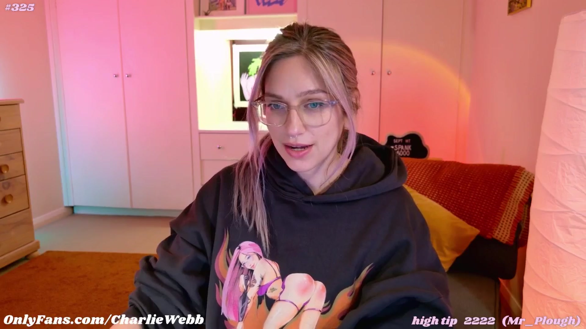 Gallery image thumbnail from CharlieWebb's myfreecams stream on, 09/28/2025, 09:51 image 5 of 20