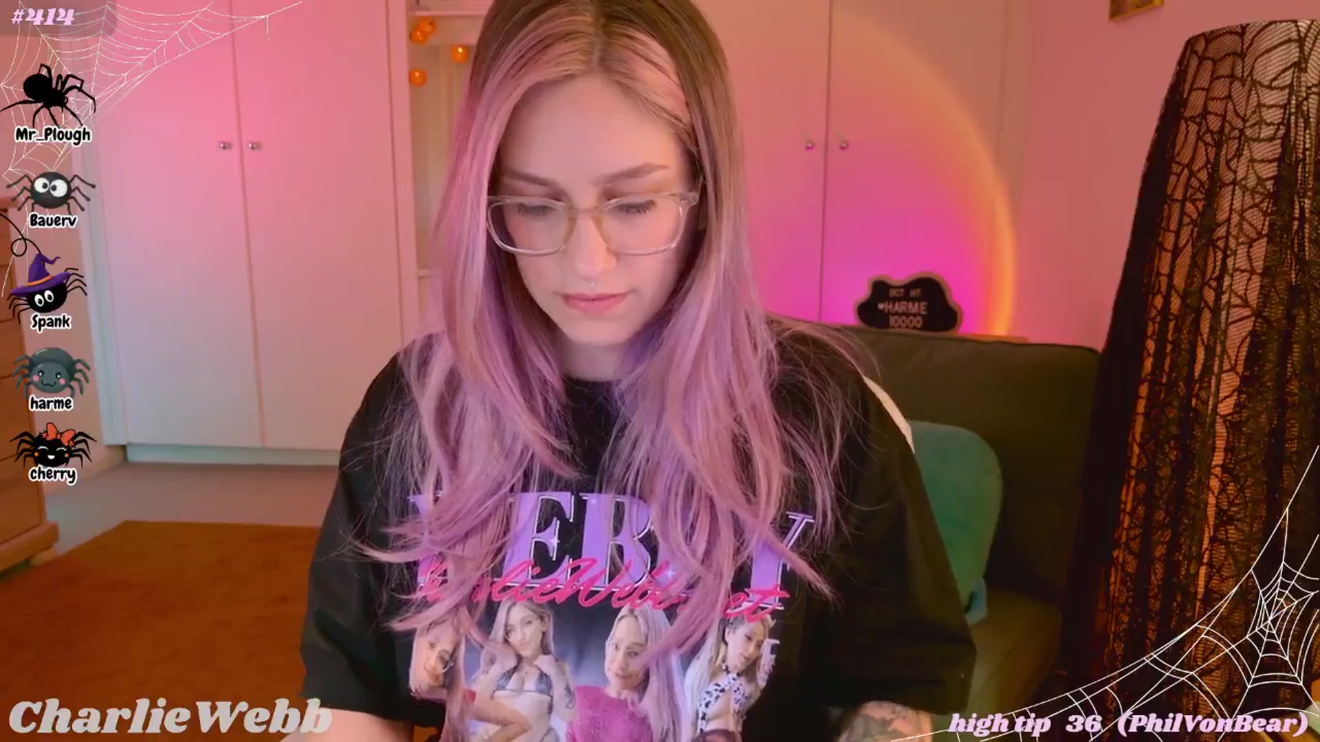 Gallery image thumbnail from CharlieWebb's myfreecams stream on, 10/19/2025, 08:13 image 2 of 20