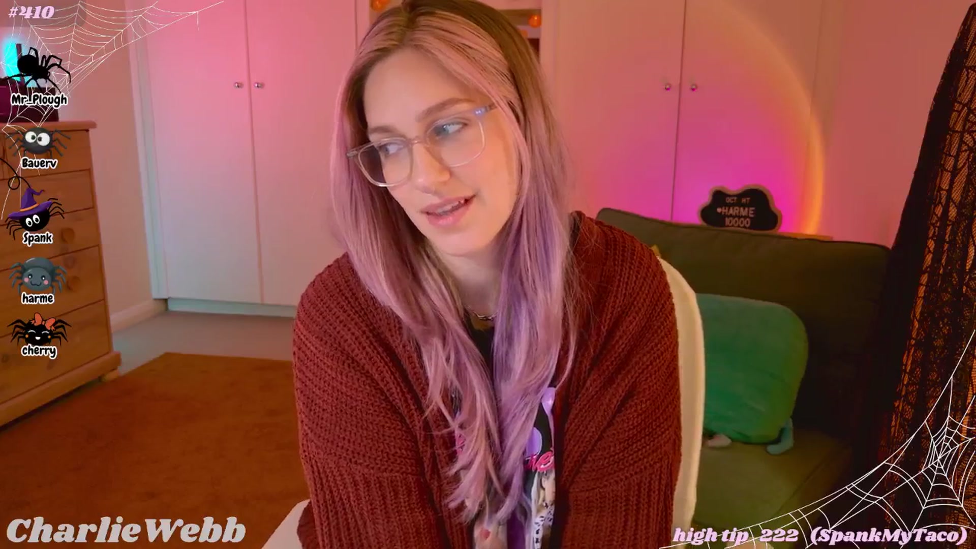 Gallery image thumbnail from CharlieWebb's myfreecams stream on, 10/19/2025, 08:52 image 17 of 20