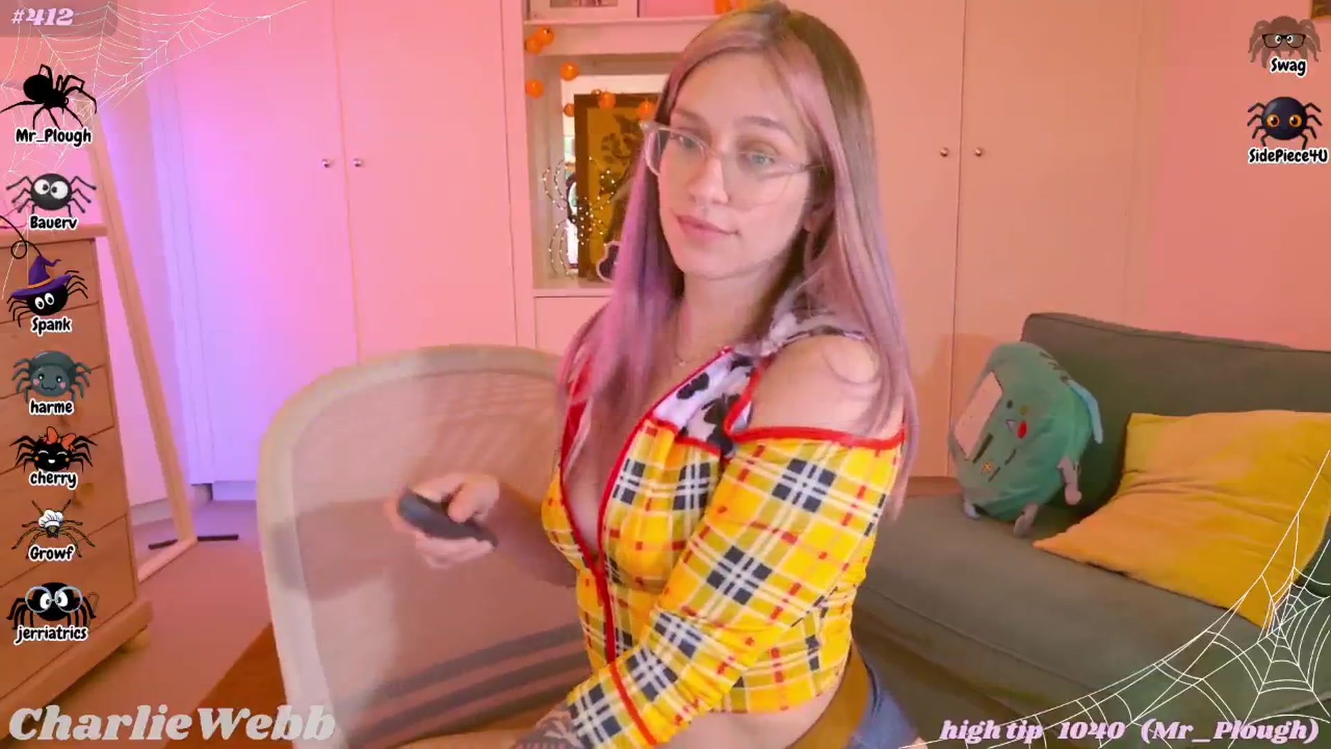 Gallery image thumbnail from CharlieWebb's myfreecams stream on, 10/31/2025, 06:33 image 15 of 20