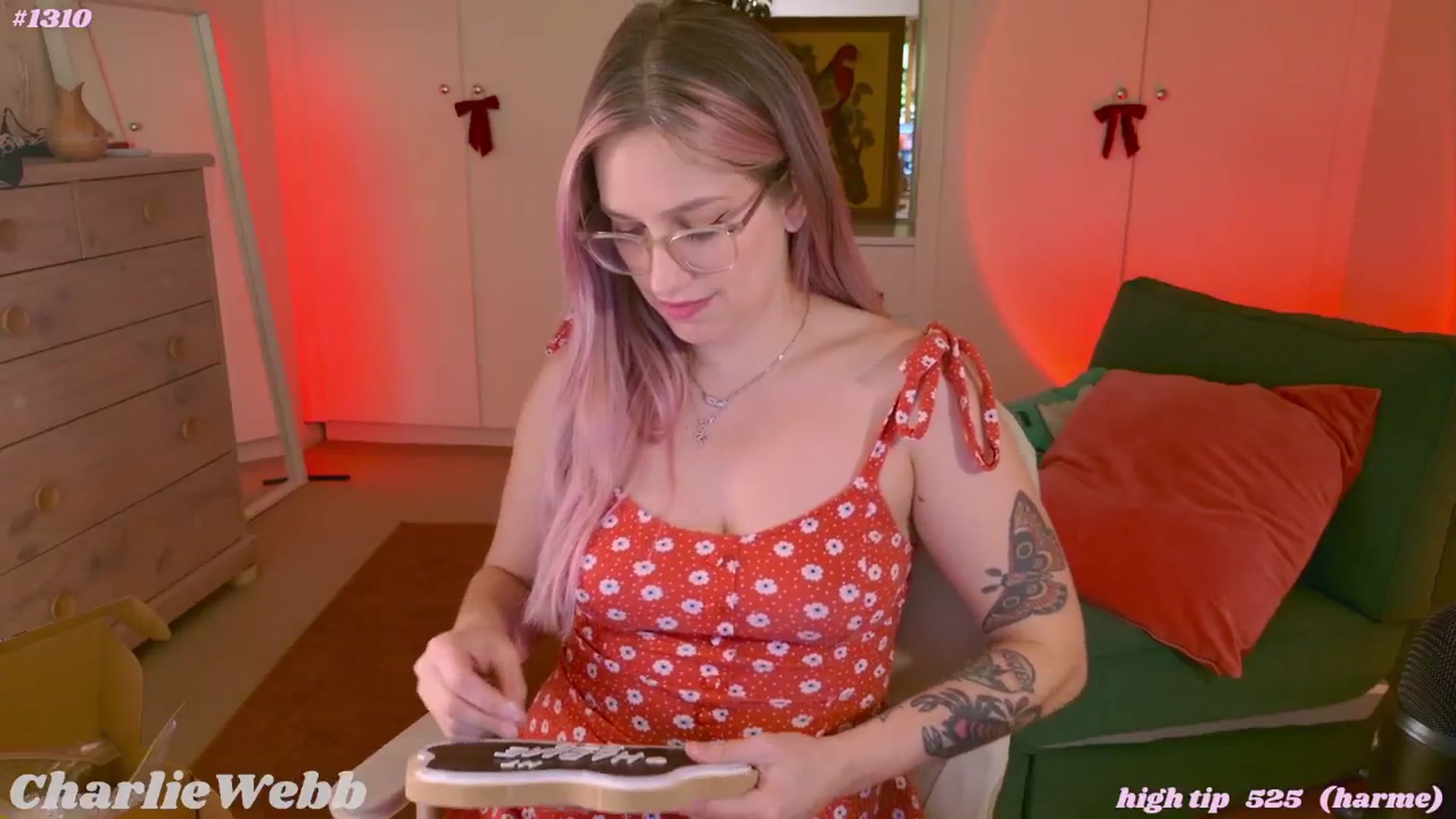 Gallery image thumbnail from CharlieWebb's myfreecams stream on, 12/02/2025, 06:35 image 3 of 20