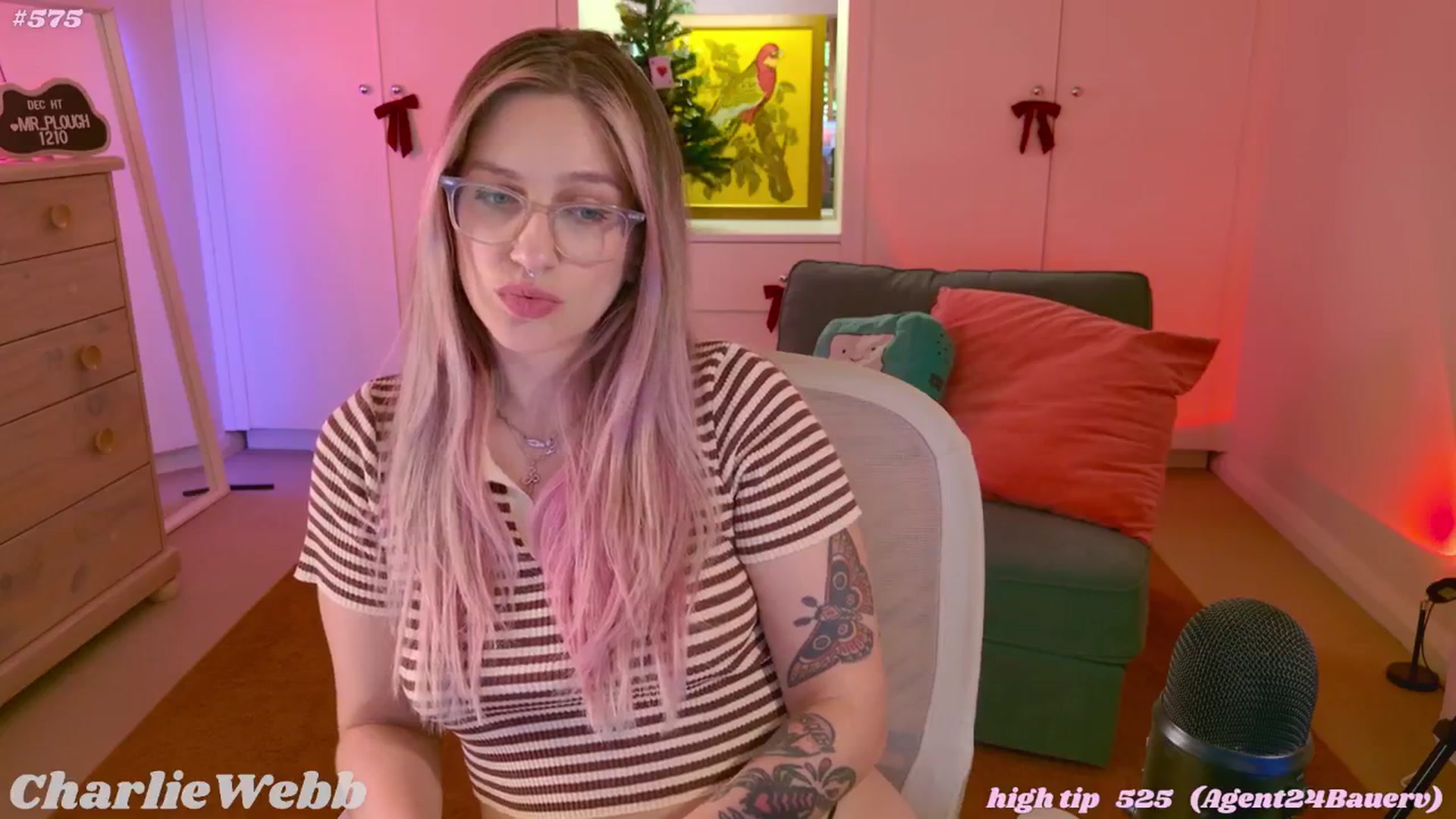 Gallery image thumbnail from CharlieWebb's myfreecams stream on, 12/11/2025, 06:06 image 19 of 20