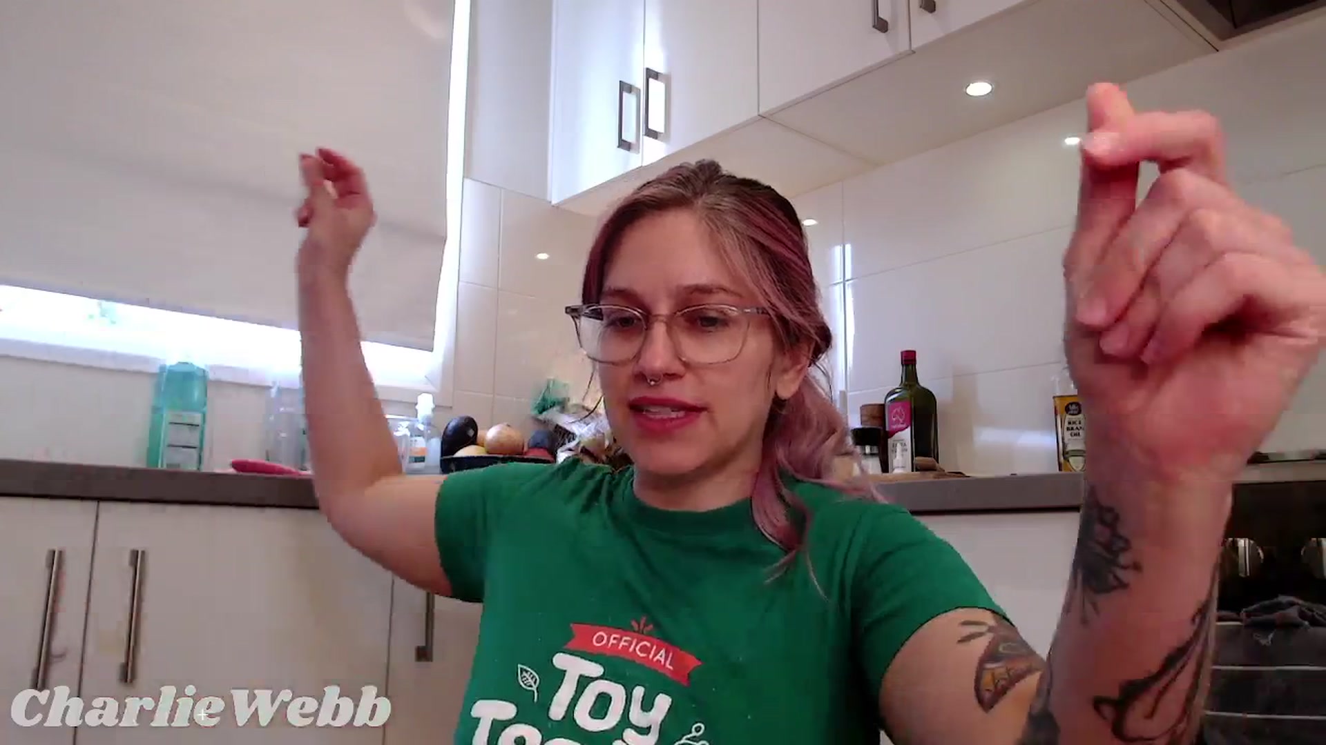 Gallery image thumbnail from CharlieWebb's myfreecams stream on, 12/25/2025, 01:01 image 6 of 20