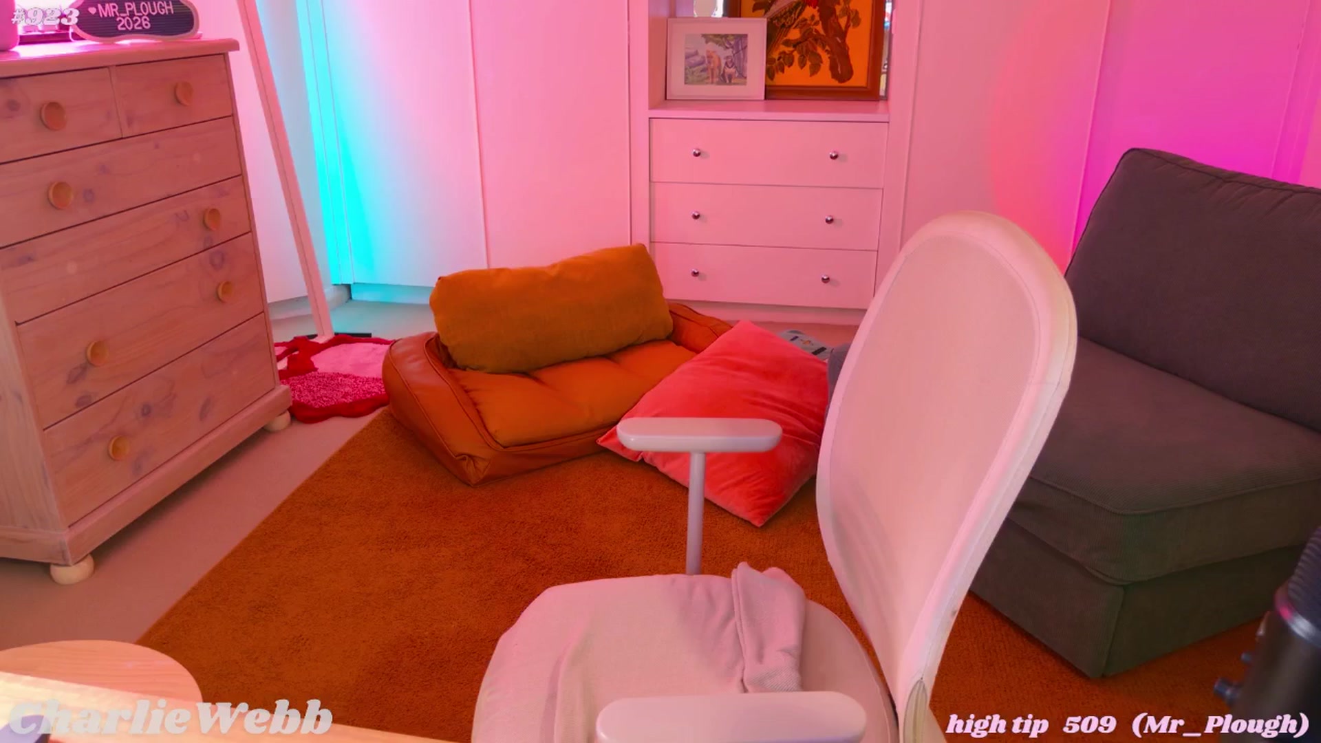 Gallery image thumbnail from CharlieWebb's myfreecams stream on, 01/27/2026, 08:53 image 13 of 20