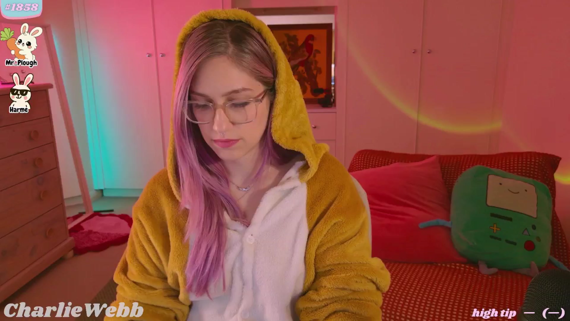 Gallery image thumbnail from CharlieWebb's myfreecams stream on, 04/05/2026, 12:40 image 1 of 20