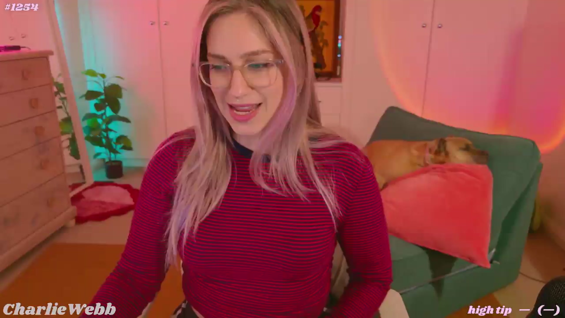 Gallery image thumbnail from CharlieWebb's myfreecams stream on, 07/19/2026, 09:01 image 1 of 20