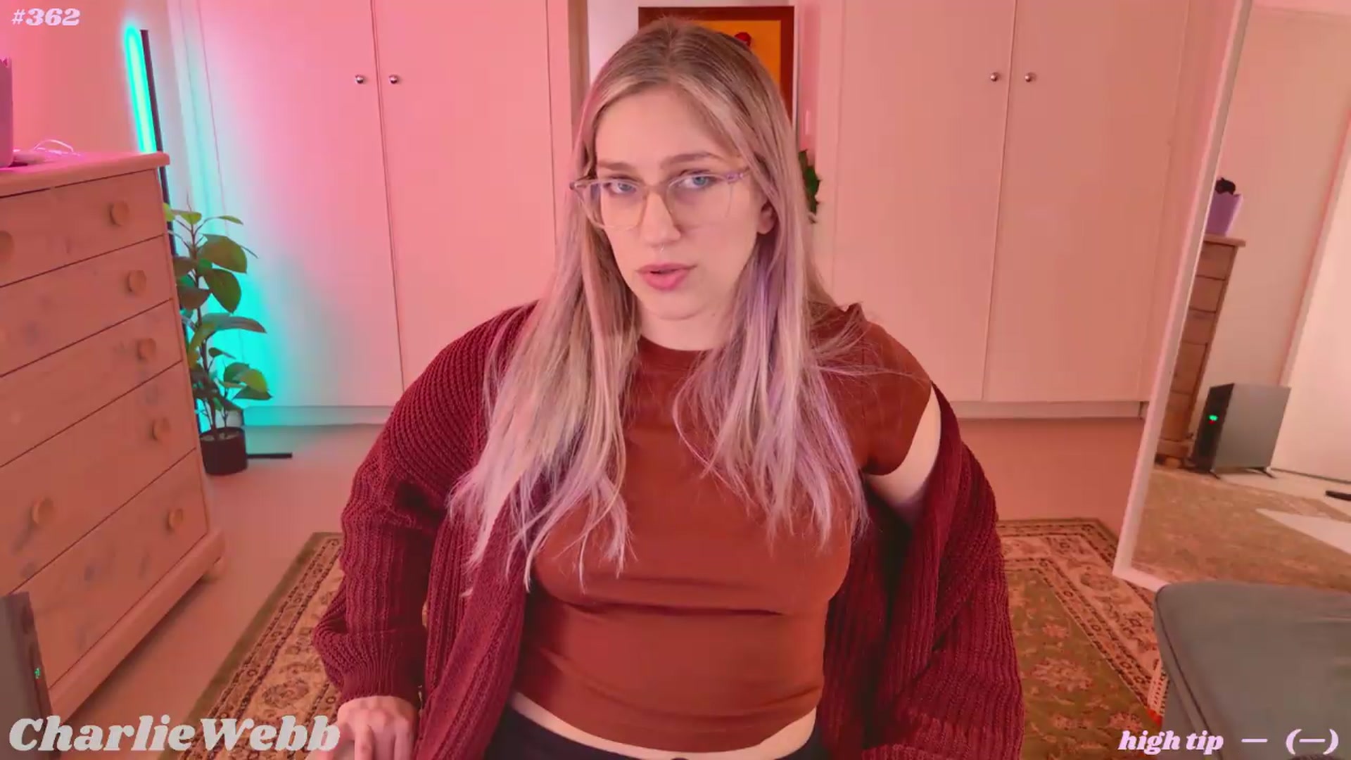 Gallery image thumbnail from CharlieWebb's myfreecams stream on, 08/11/2026, 05:46 image 16 of 20