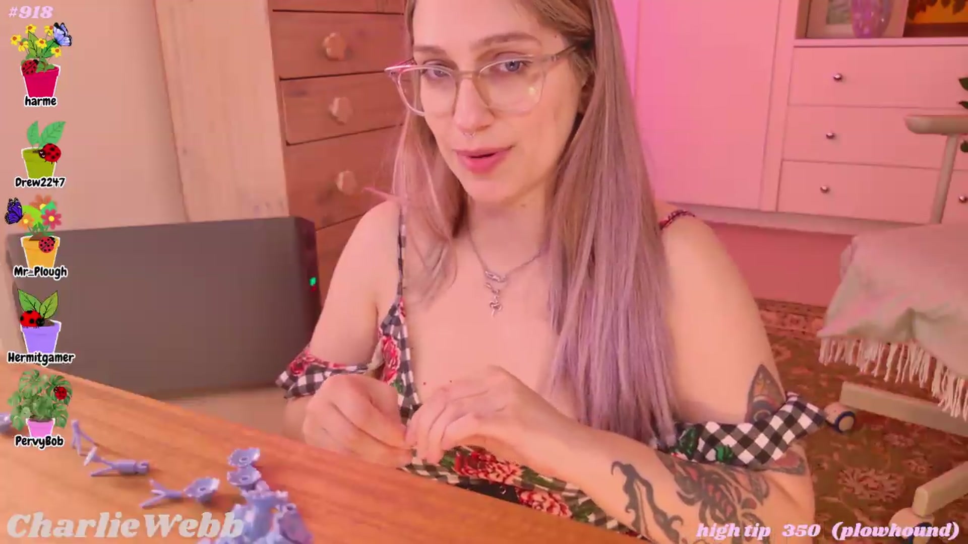 Gallery image thumbnail from CharlieWebb's myfreecams stream on, 09/15/2026, 09:15 image 16 of 20