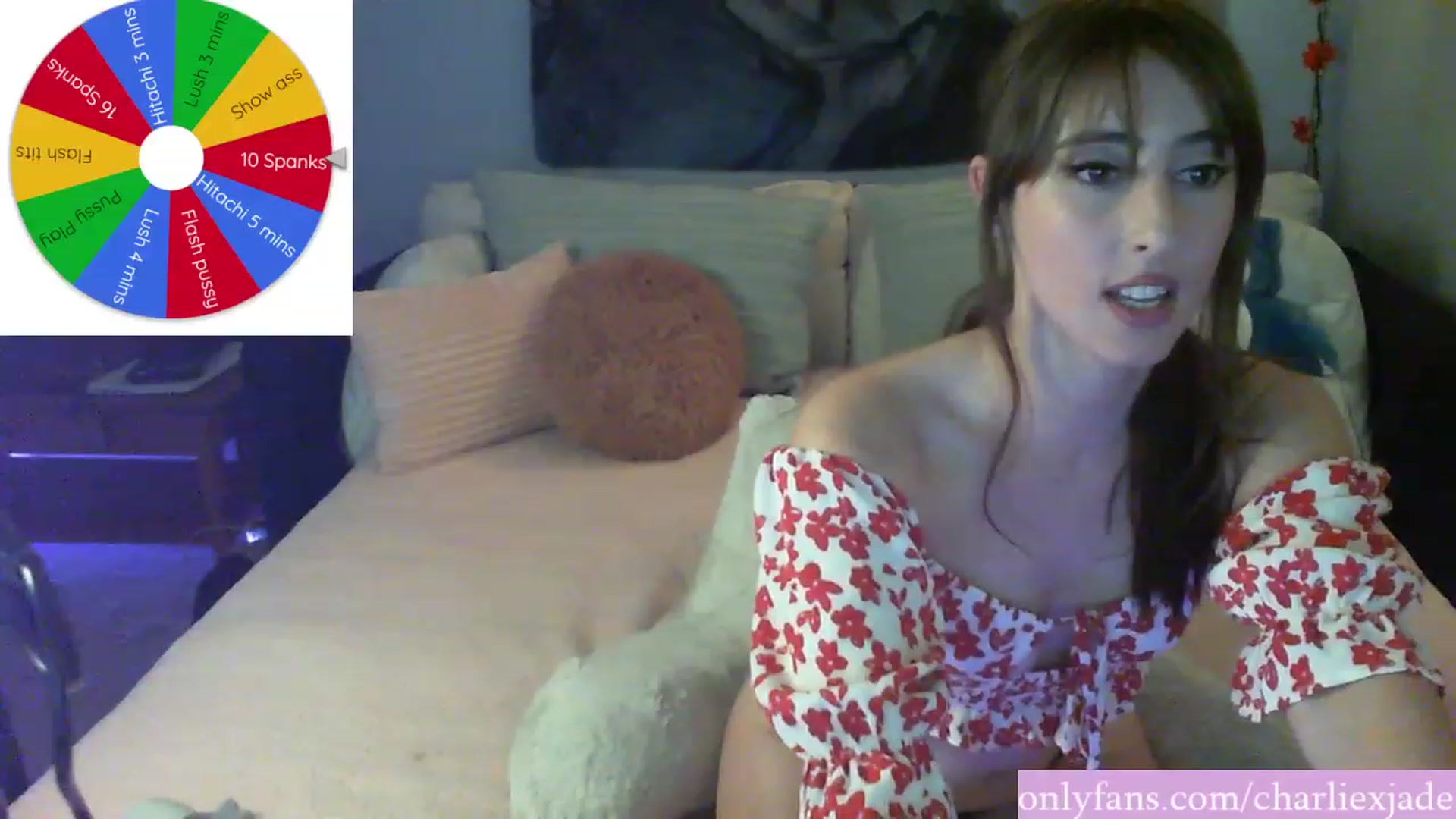 Gallery image thumbnail from Charliexjade's myfreecams stream on, 12/28/2022, 02:39 image 7 of 20