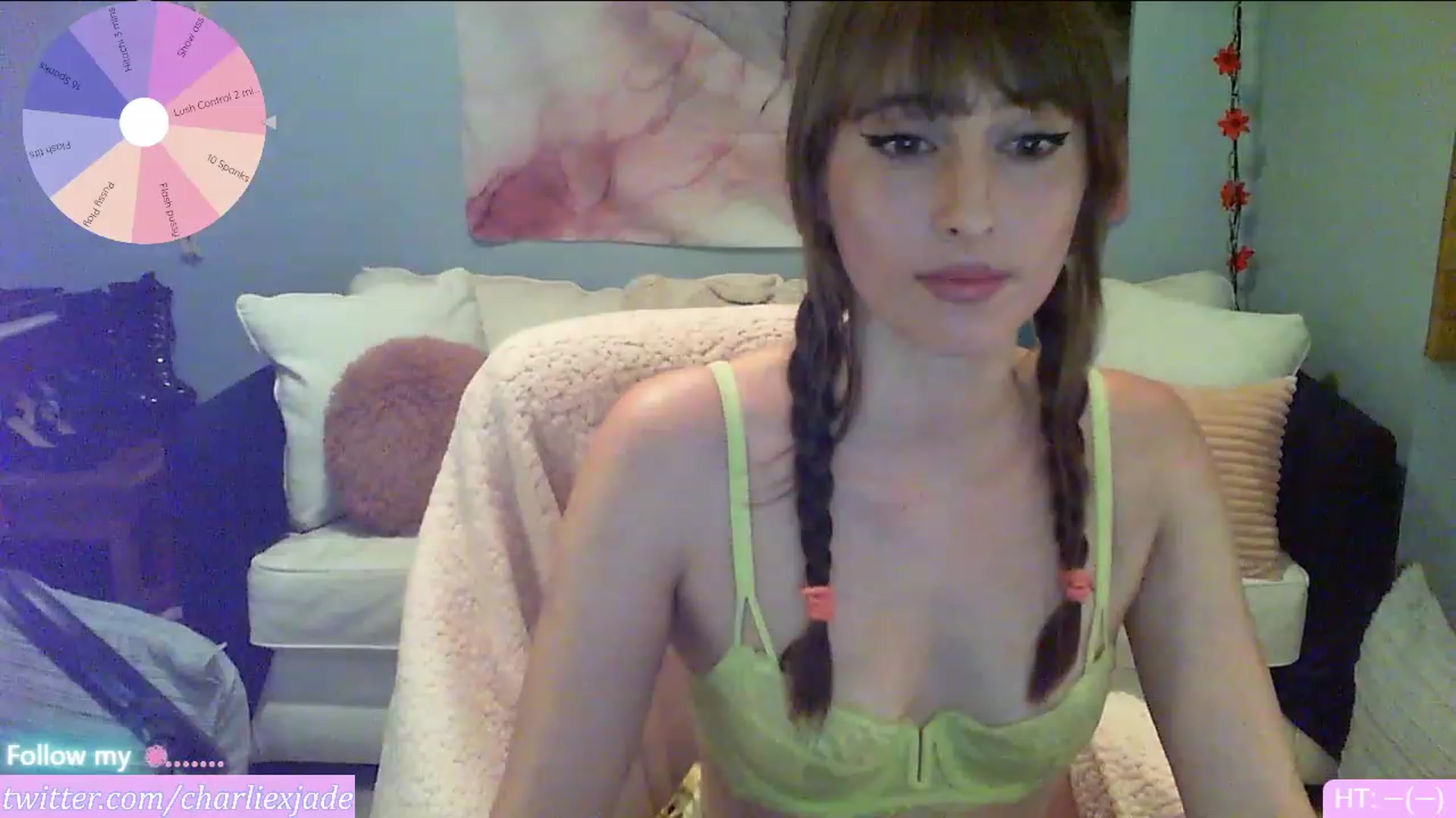 Gallery image thumbnail from Charliexjade's myfreecams stream on, 03/13/2023, 03:33 image 1 of 20