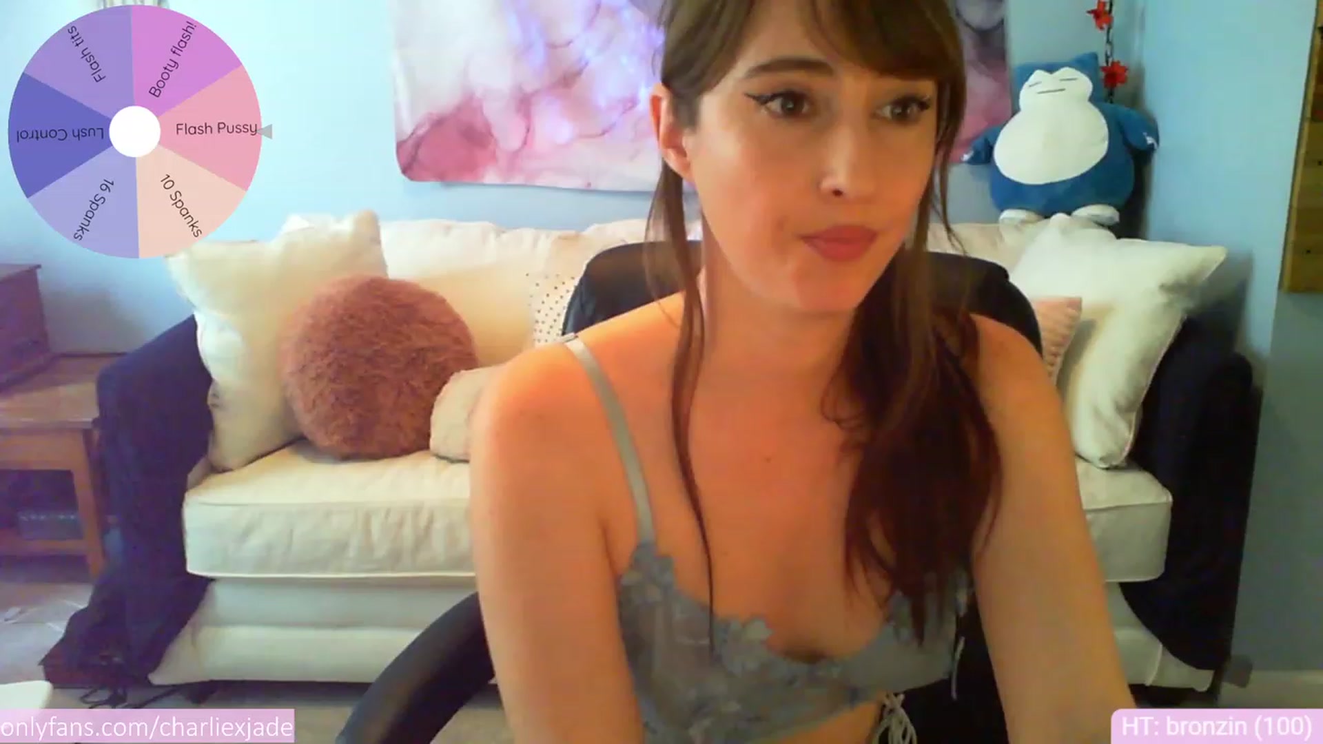 Gallery image thumbnail from Charliexjade's myfreecams stream on, 05/12/2023, 14:36 image 19 of 20