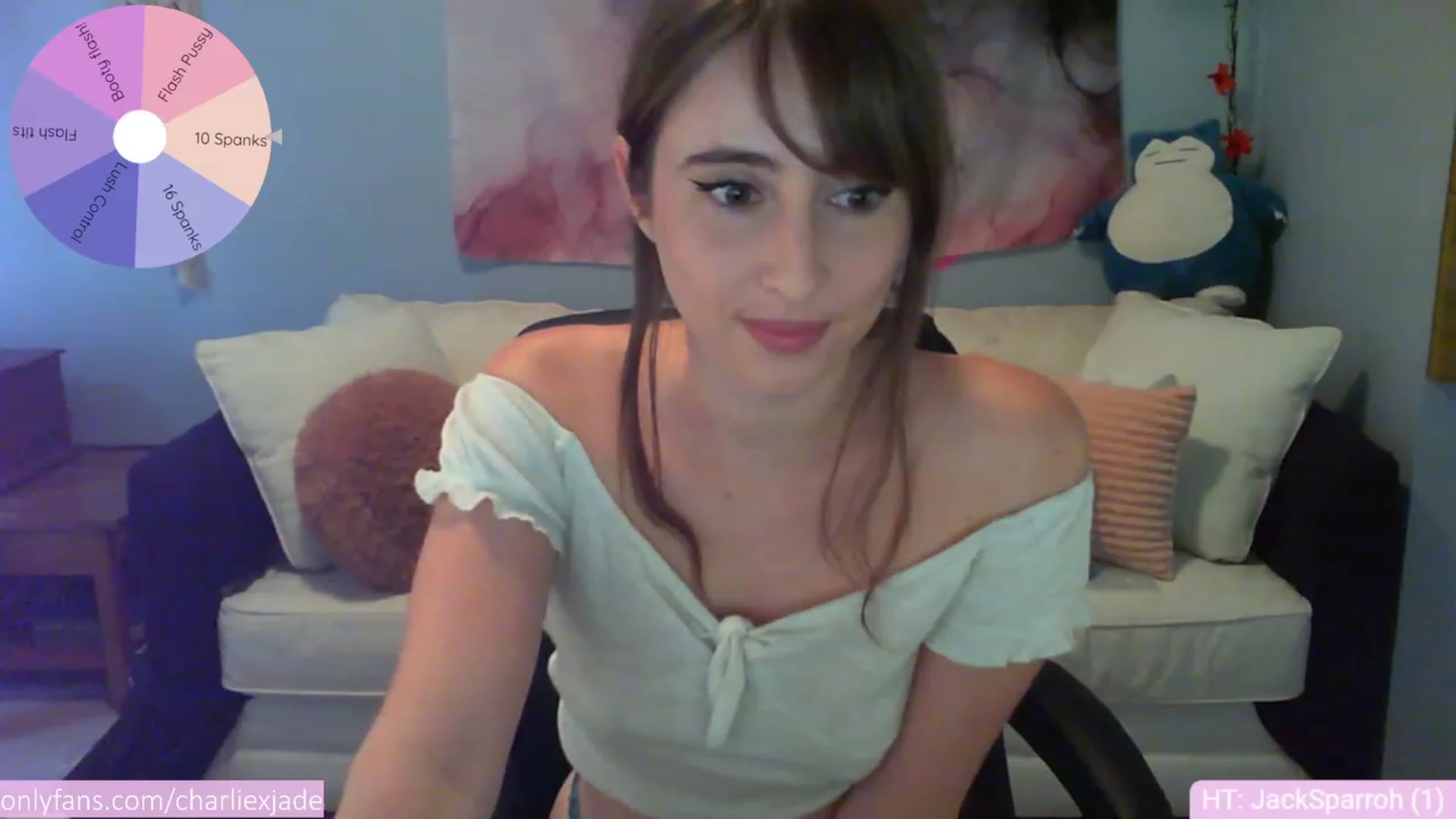 Gallery image thumbnail from Charliexjade's myfreecams stream on, 05/15/2023, 16:30 image 3 of 20