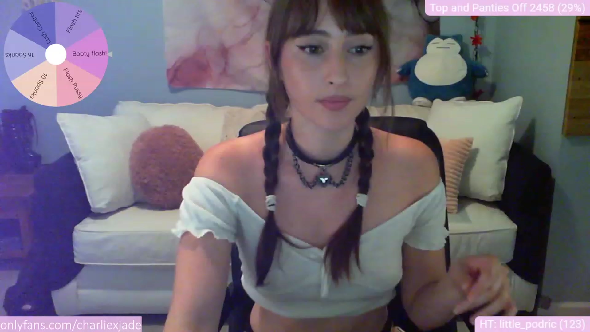 Gallery image thumbnail from Charliexjade's myfreecams stream on, 06/11/2023, 21:08 image 6 of 20