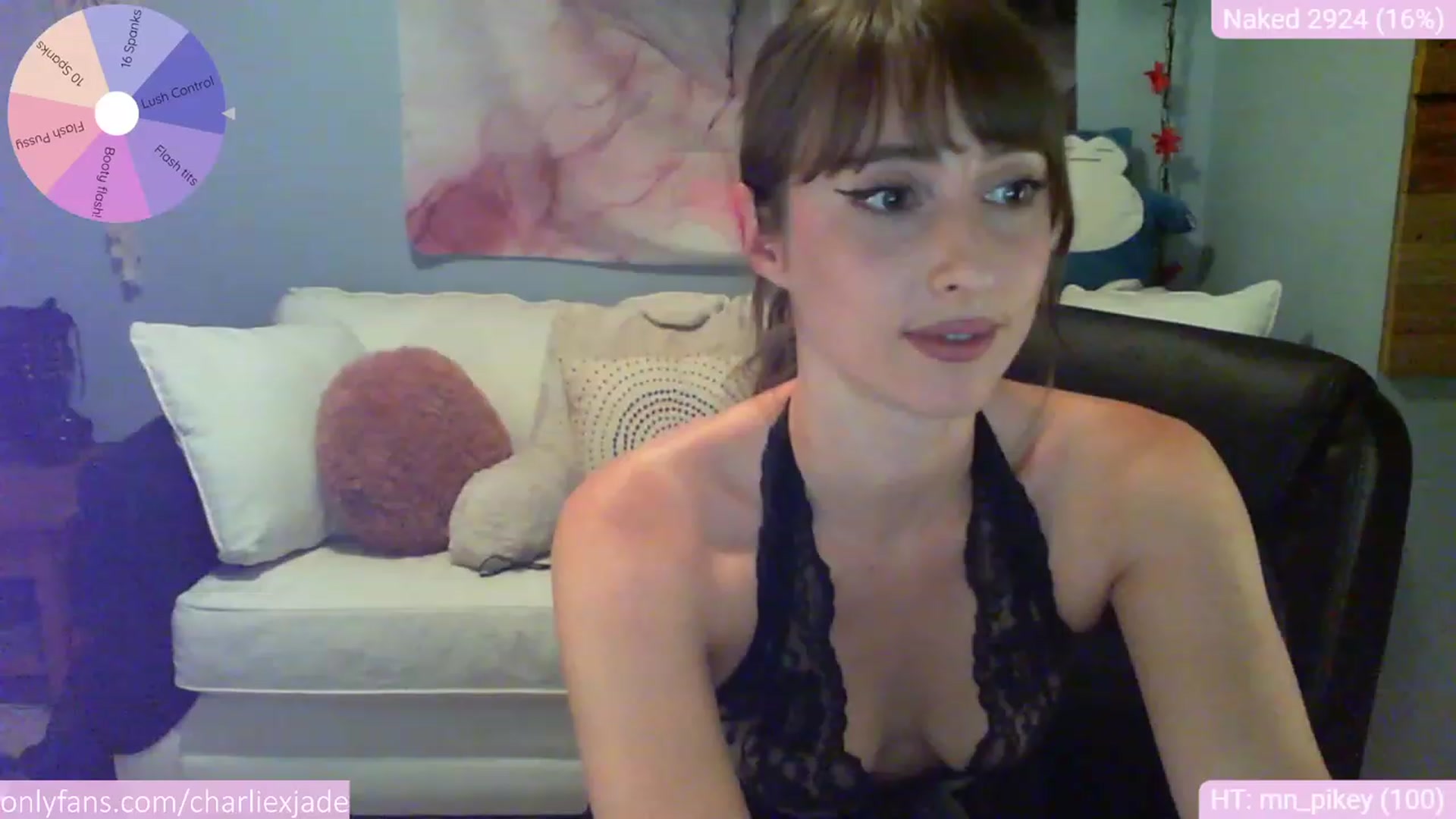 Gallery image thumbnail from Charliexjade's myfreecams stream on, 06/18/2023, 04:56 image 11 of 20
